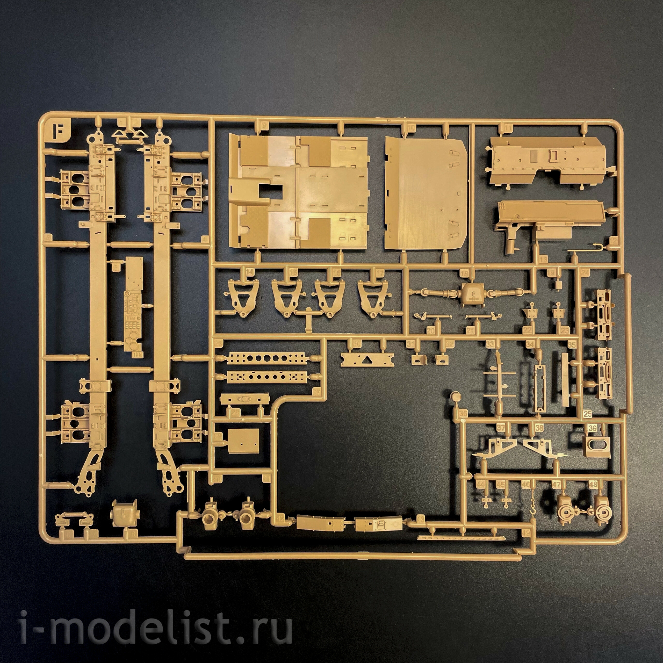 RM-5145 Rye Field Model 1/35 Американский бронированный внедорожник MRAP (Mine-Resistant Ambush Protected) M1240A1 M-ATV с системой RPGNET