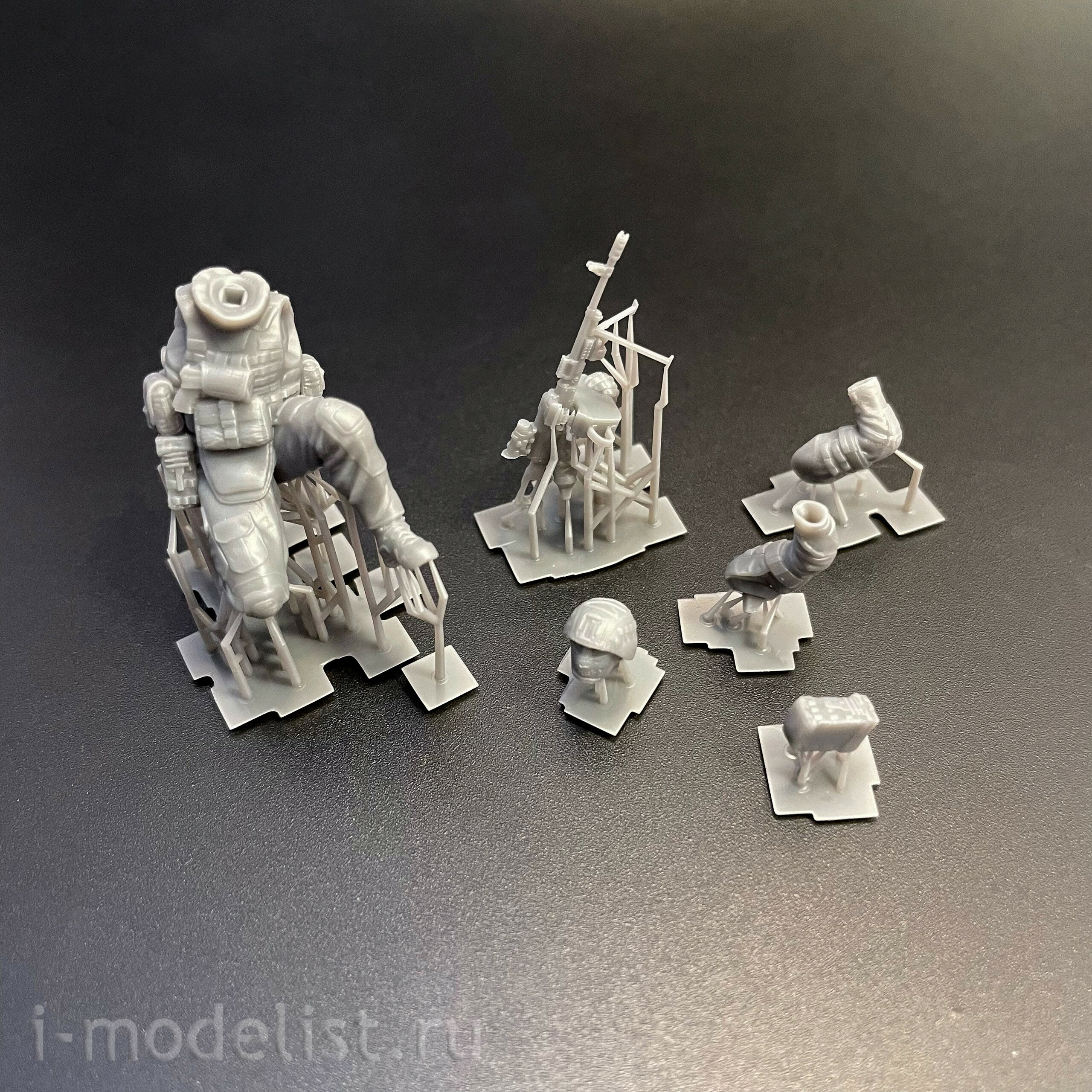 39033 SX-Art 1/35 Пулемётчик