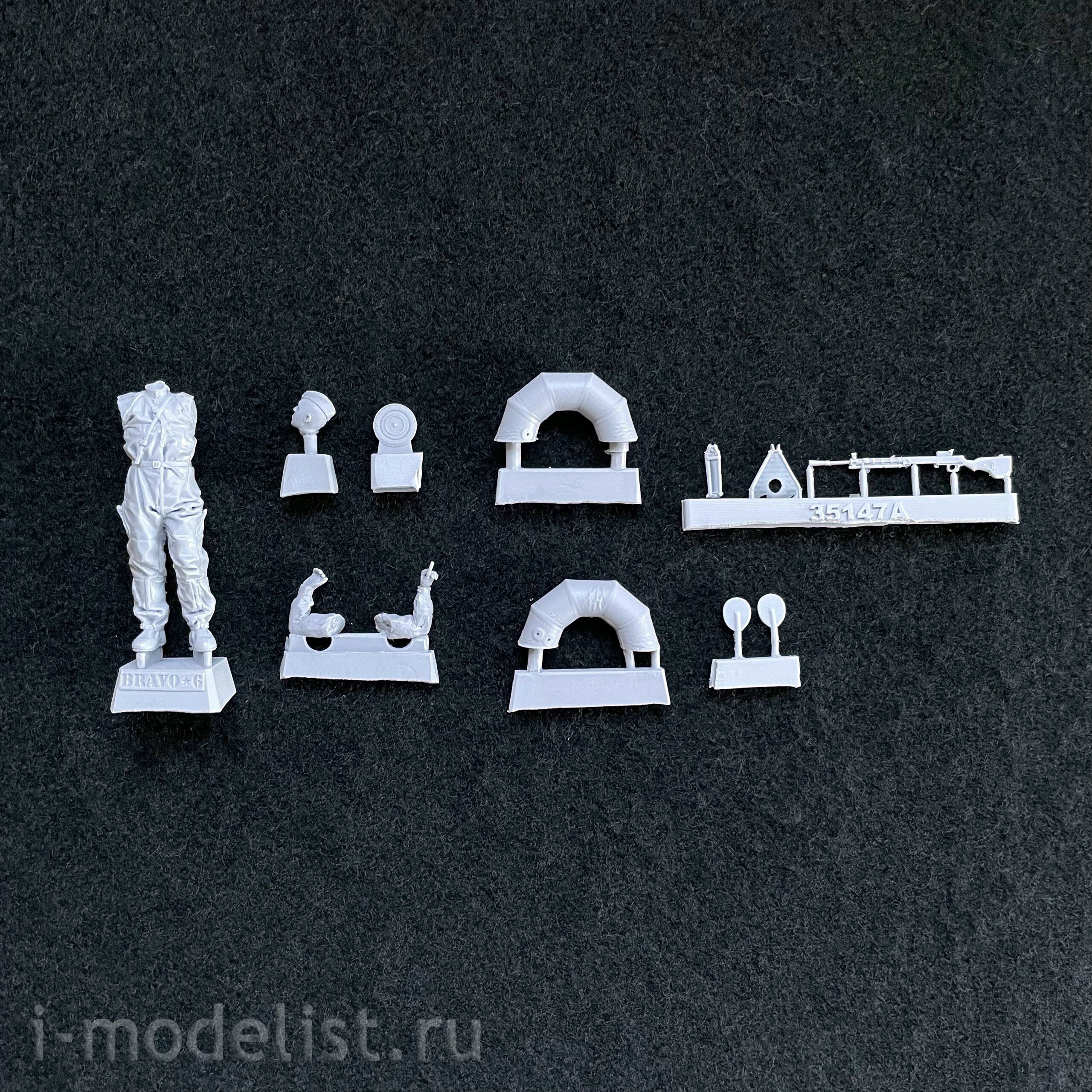 B6-35150 Bravo-6 1/35 Пехота РККА в МПК (3 фигуры)