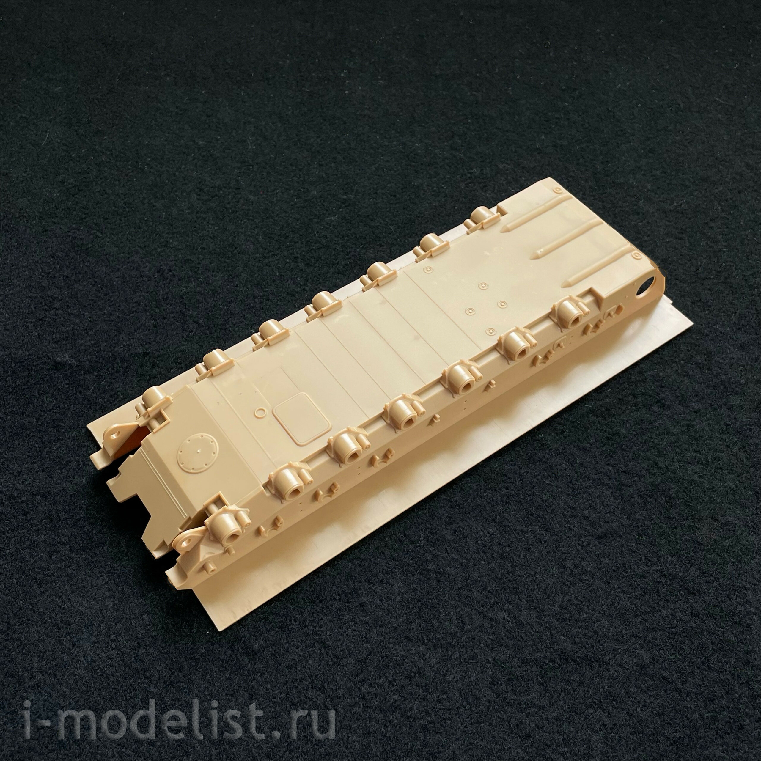 84565 HobbyBoss 1/35 Бронированная ремонтно-эвакуационная машина Bergepanzer BPz3 “Buffalo-3” ARV