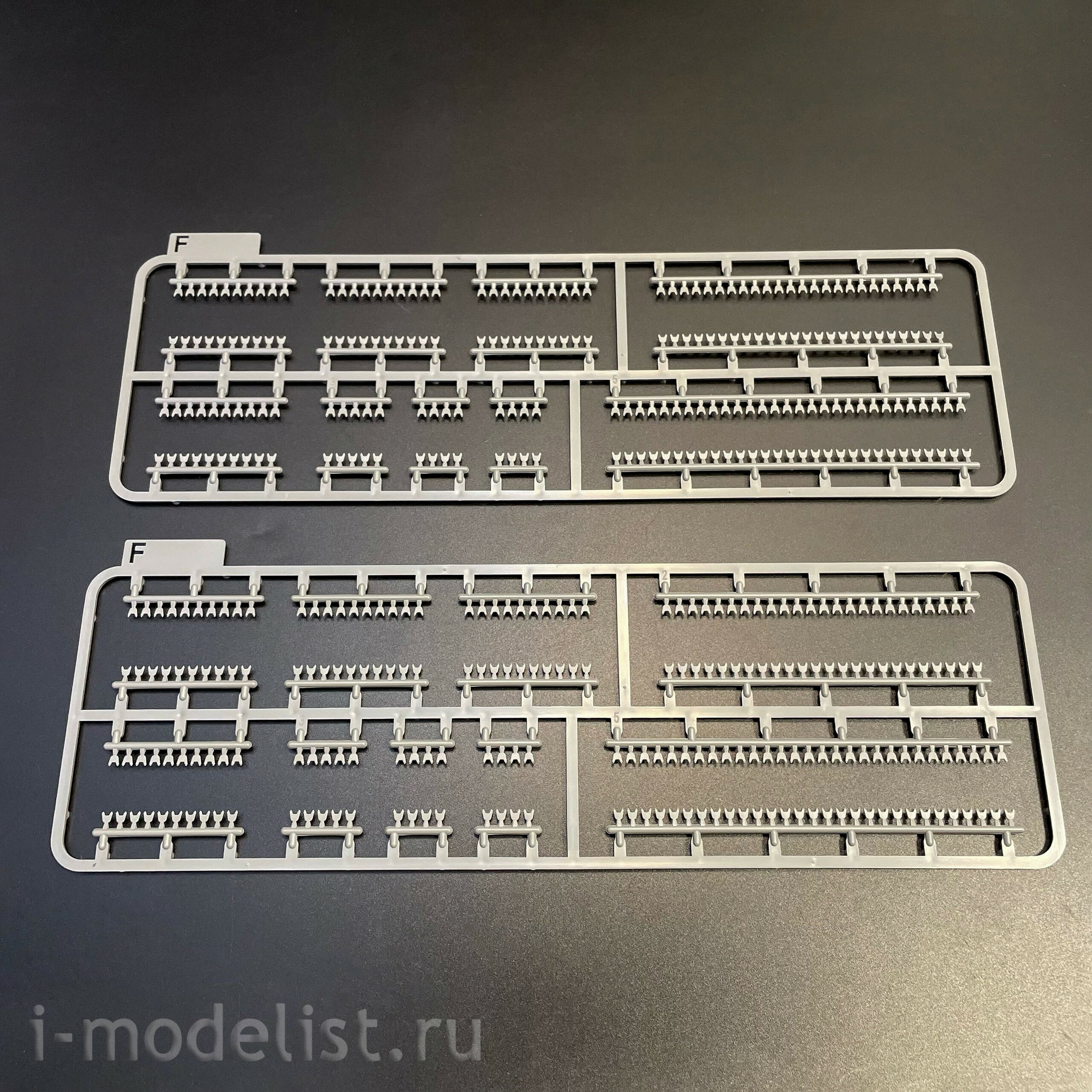 2196 Takom 1/35 Немецкий тяжёлый танк Sd.Kfz.181 Pz.Kpfw.VI Ausf.E - Tiger I ранний