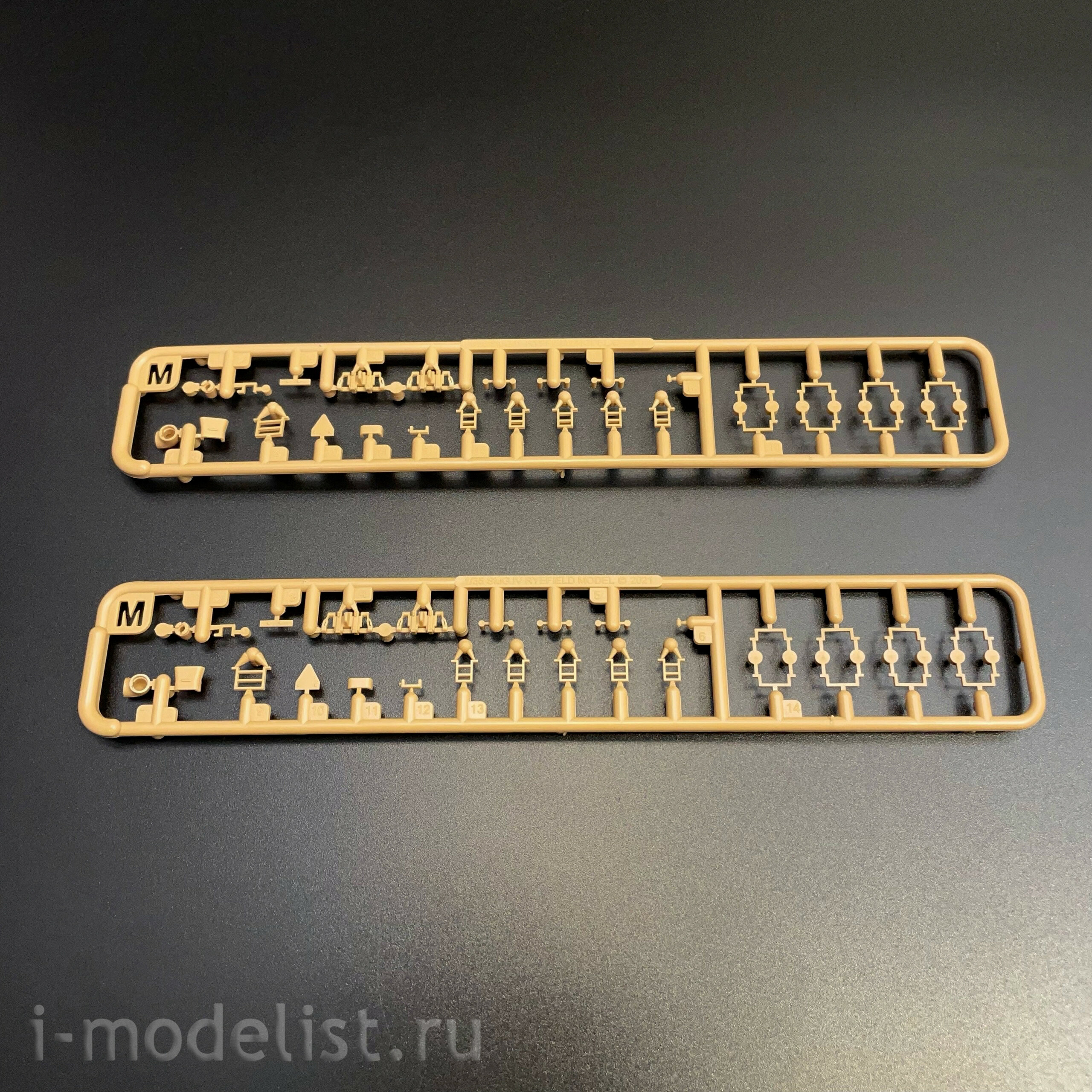 RM-5111 Rye Field Model 1/35 Немецкая САУ Sd.Kfz.167 StuG.IV Late Production с двигателем и рабочими траками
