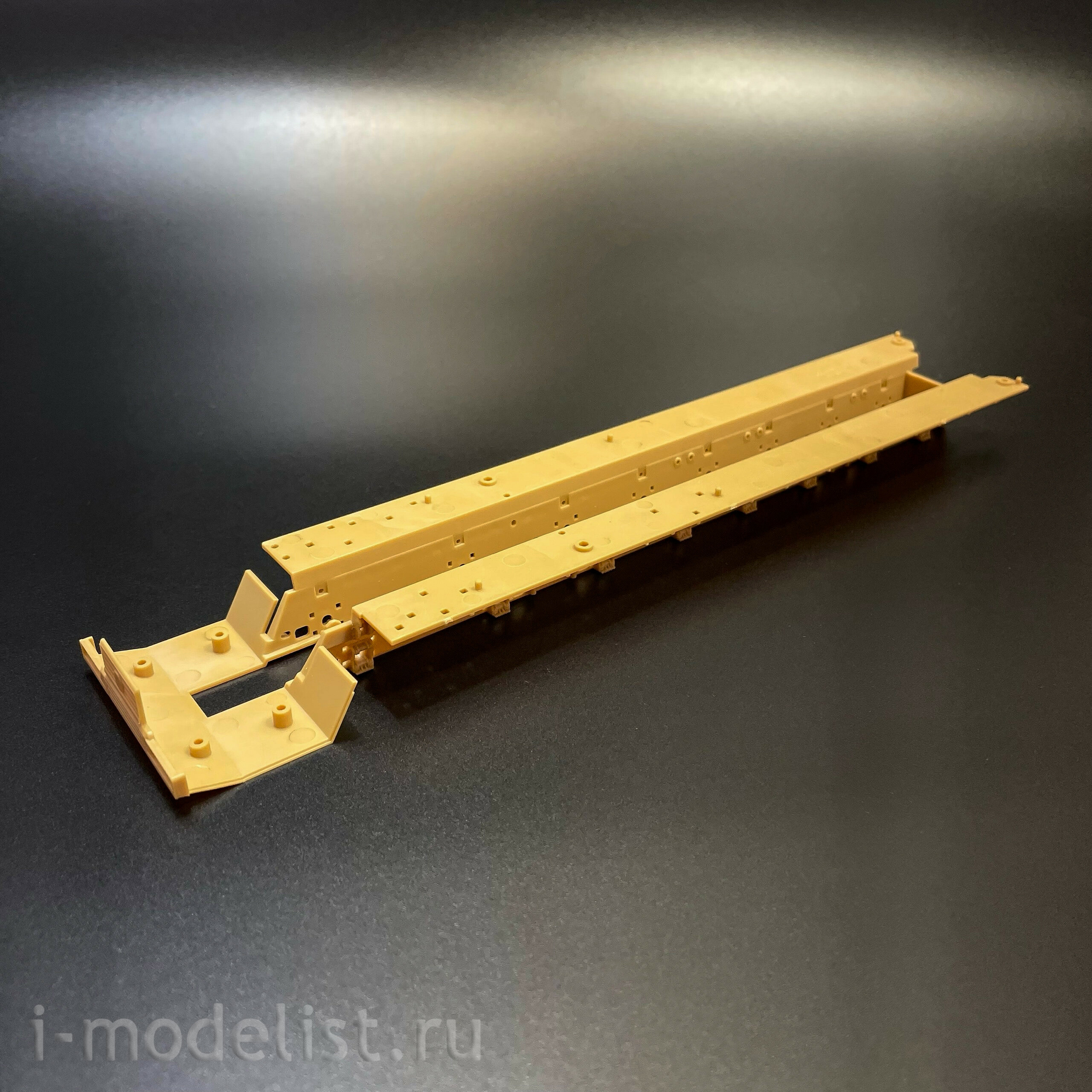 82963 HobbyBoss 1/72 Китайский подвижный грунтовый комплекс с МБР DF-41