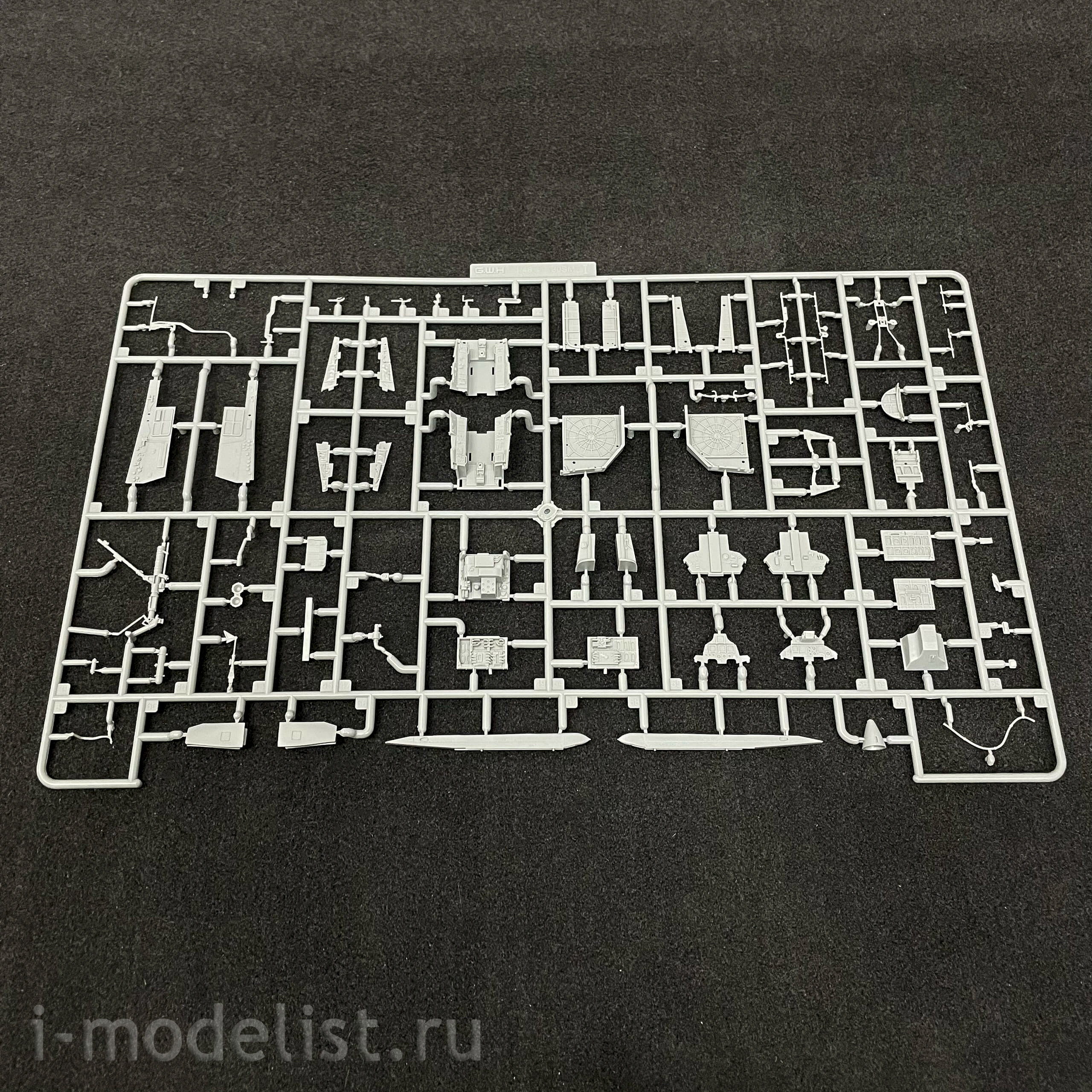 L4830 Great Wall Hobby 1/48 Истребитель C-30SM 