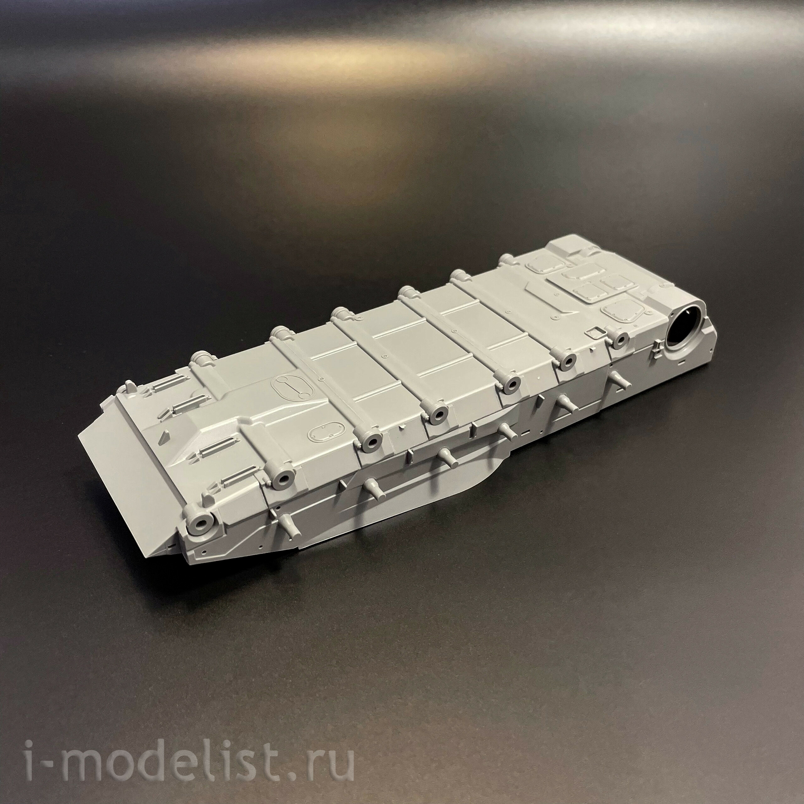 35A064 Amusing Hobby 1/35 Российский боевой танк Object640 Black Eagle