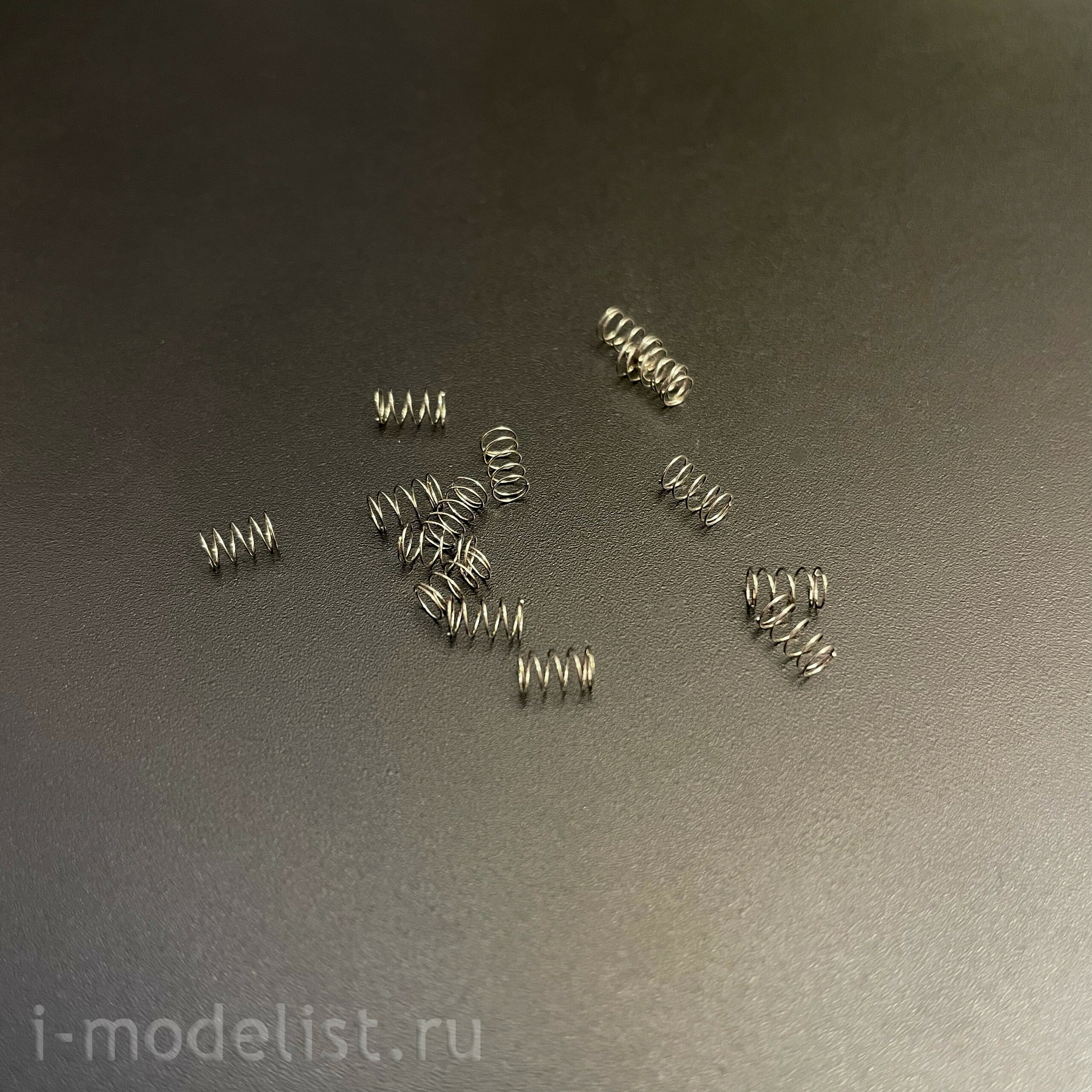 RM-5135 Rye Field Model 1/35 Танк M4A3 Sherman 76W VVSS поздний (Стандартная версия с интерьером)	