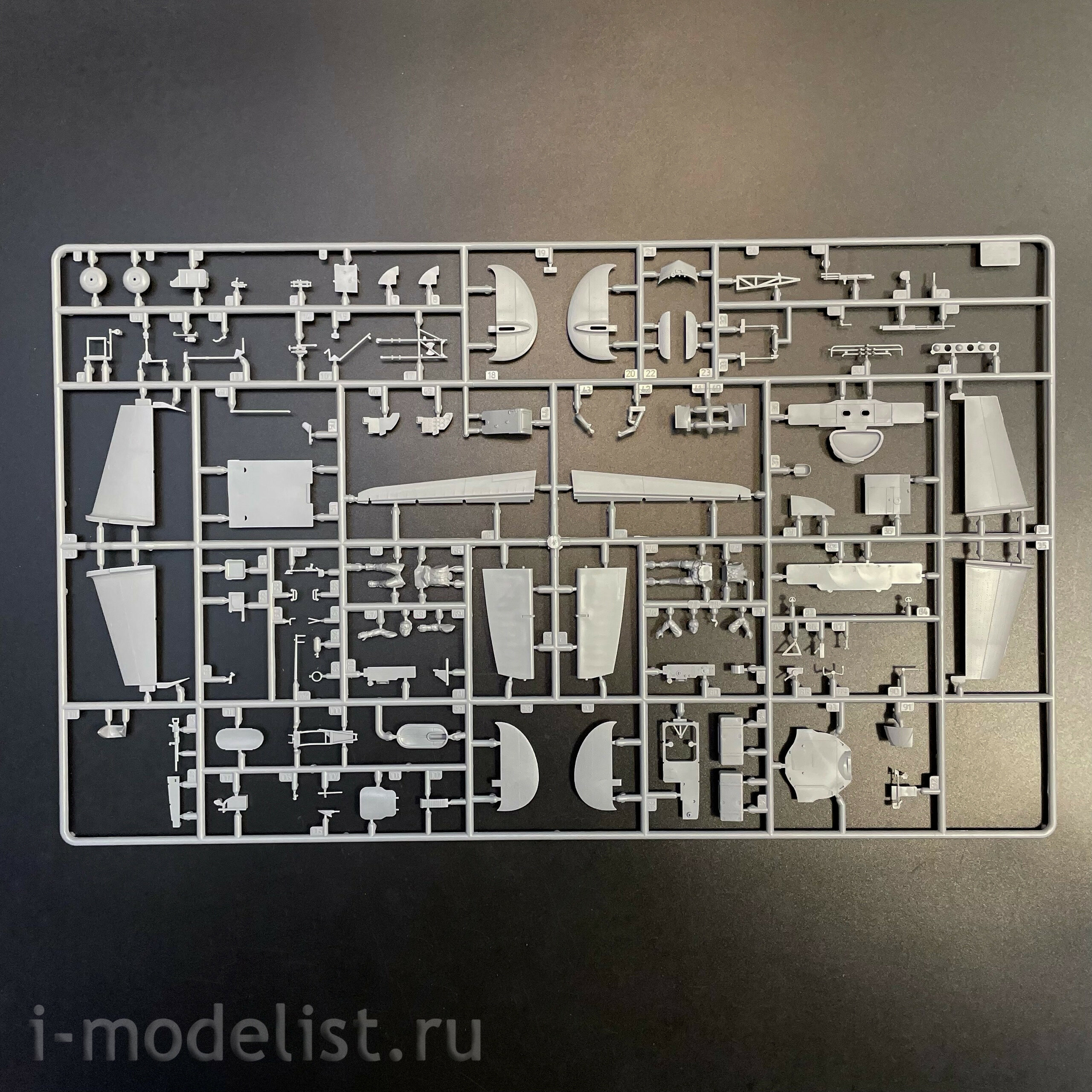 4809ГП Звезда 1/48 Герои Победы. Пикирующий бомбардировщик Пе-2