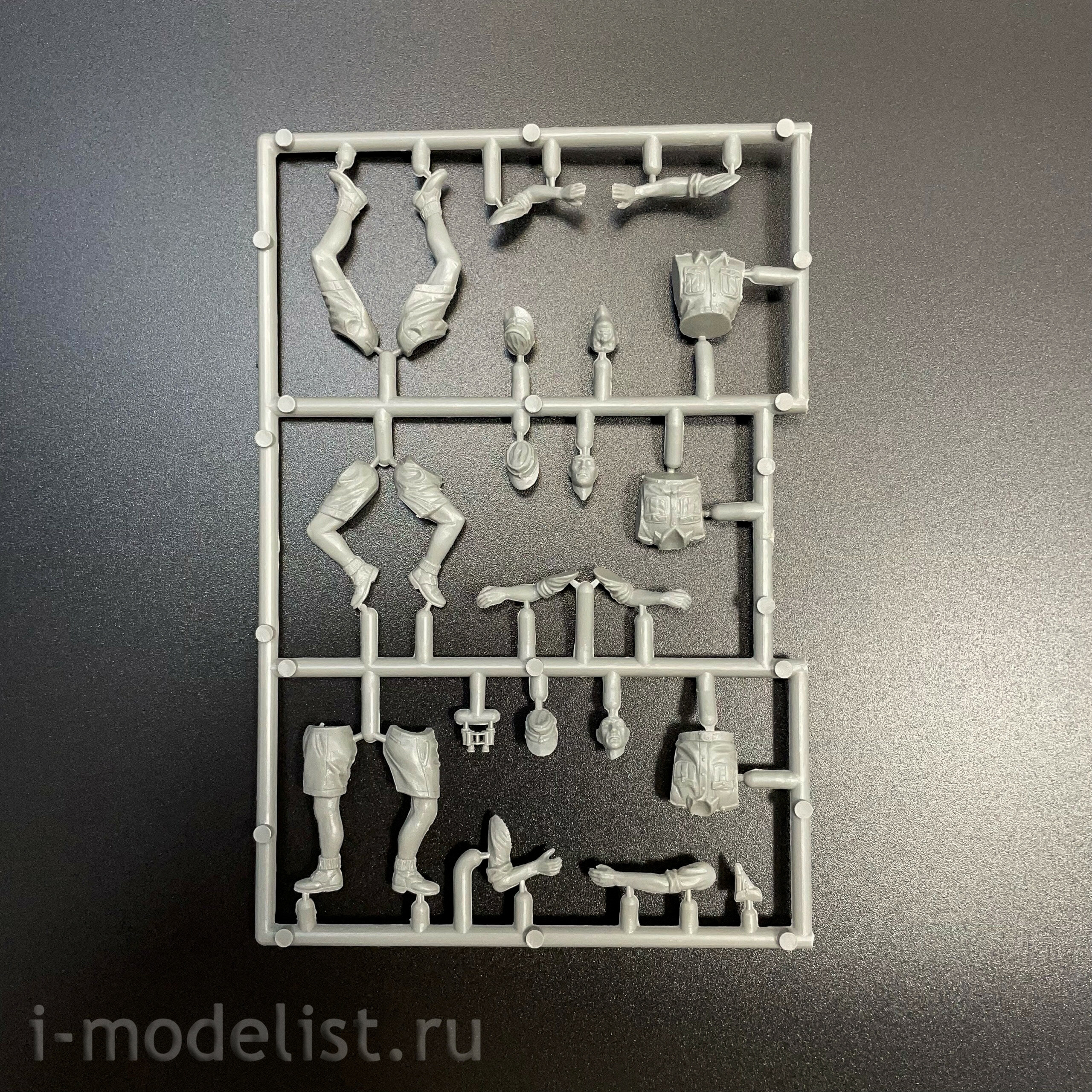 AVA35108 AVART ARHIV 1/35 Немецкие танкисты и парашютисты, Африка-Италия 1943-1945
