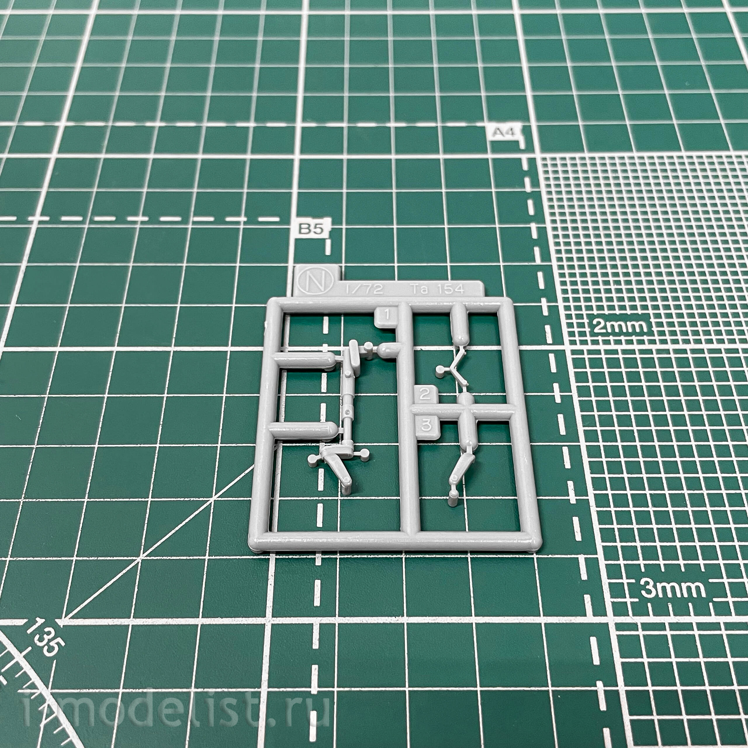 02193 Hasegawa 1/72 Самолёты Ta.154 A-1 и Fw-190A-8