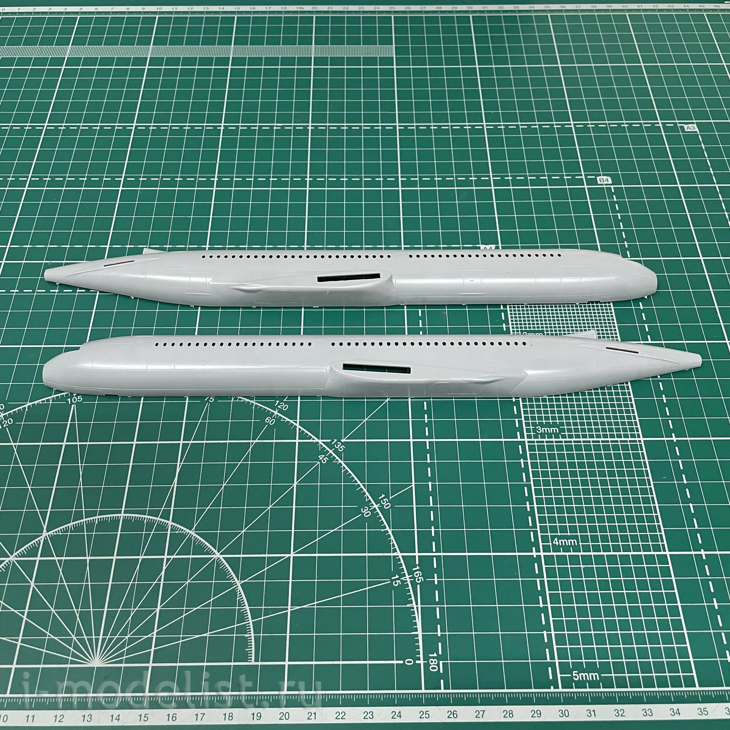 328 Roden 1/144 Vickers Type 1170 VC10 K4 R.A.F. Tanker