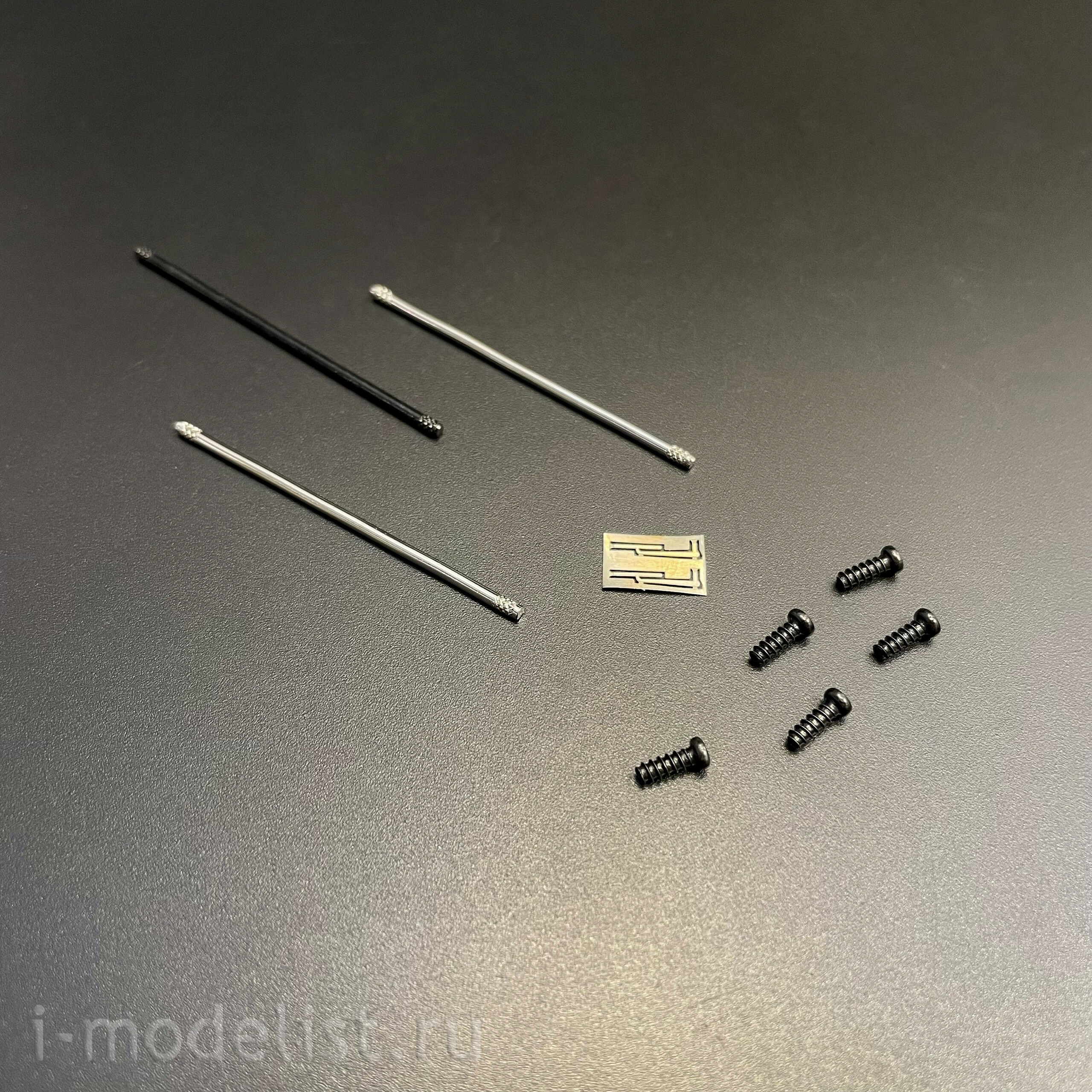 1682AVD AVD Models 1/43 Грузовик НАМИ 020
