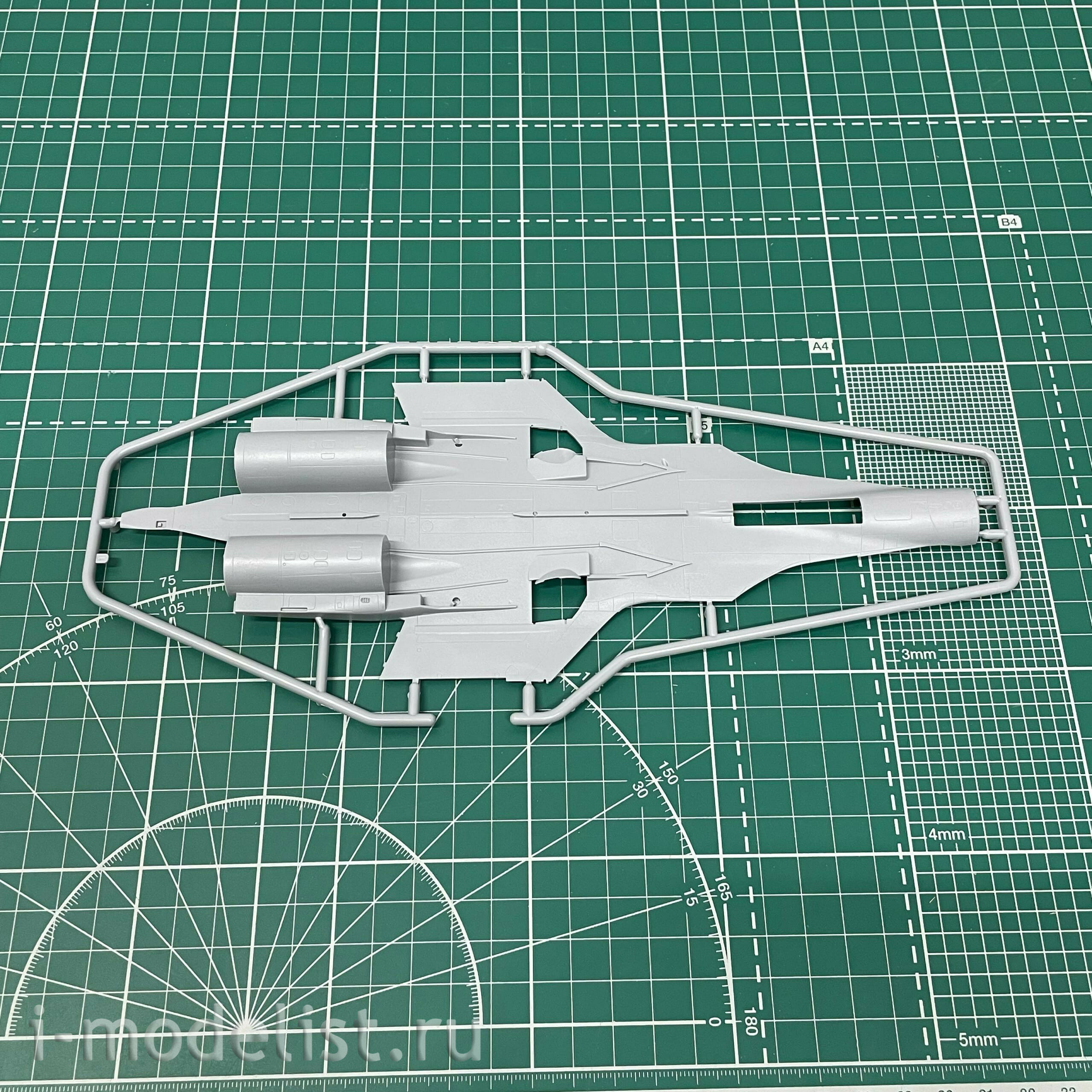 7297П Звезда 1/72 Подарочный набор: Российский палубный истребитель Су-33