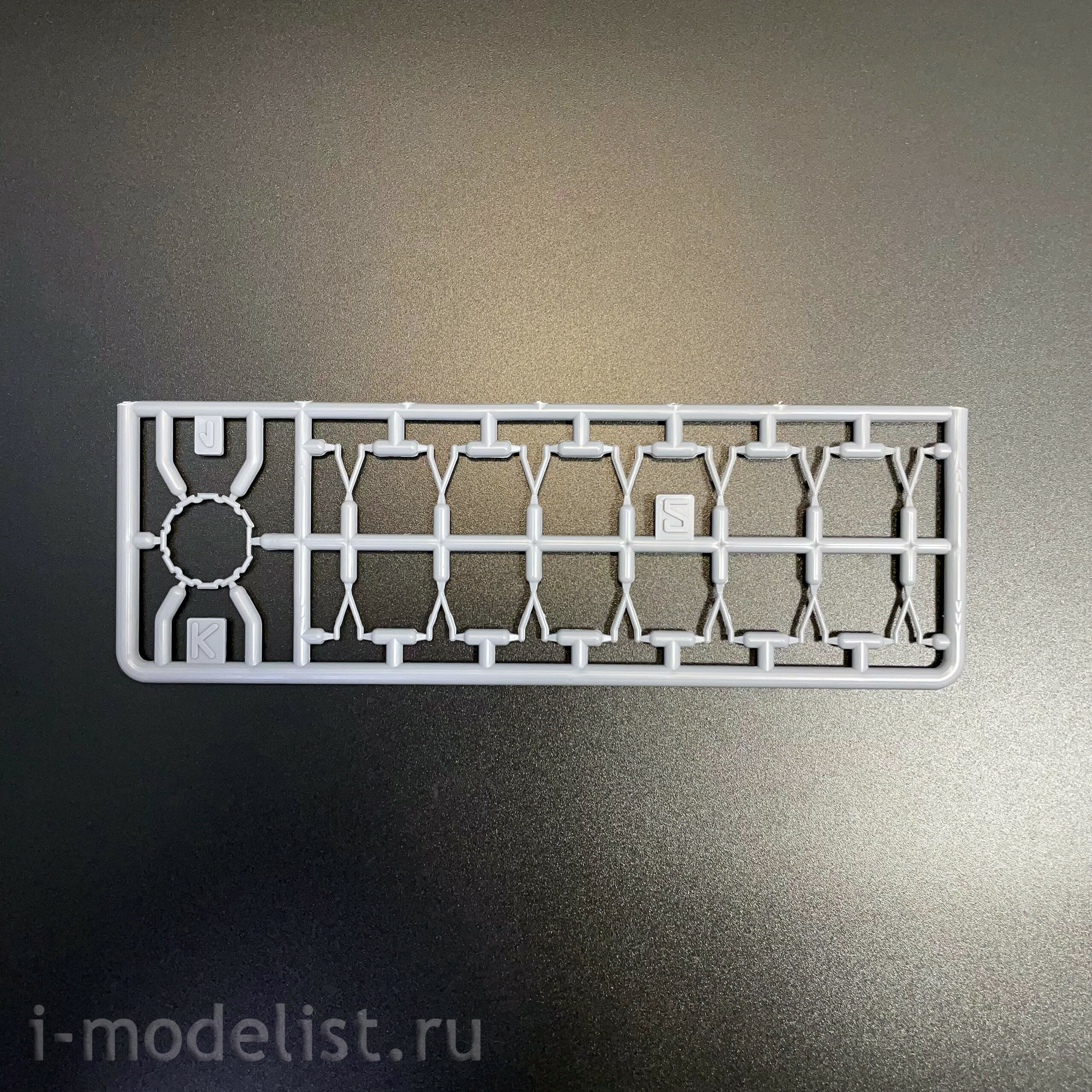ЕЕ144302 Восточный экспресс 1/144 Ракета-носитель 