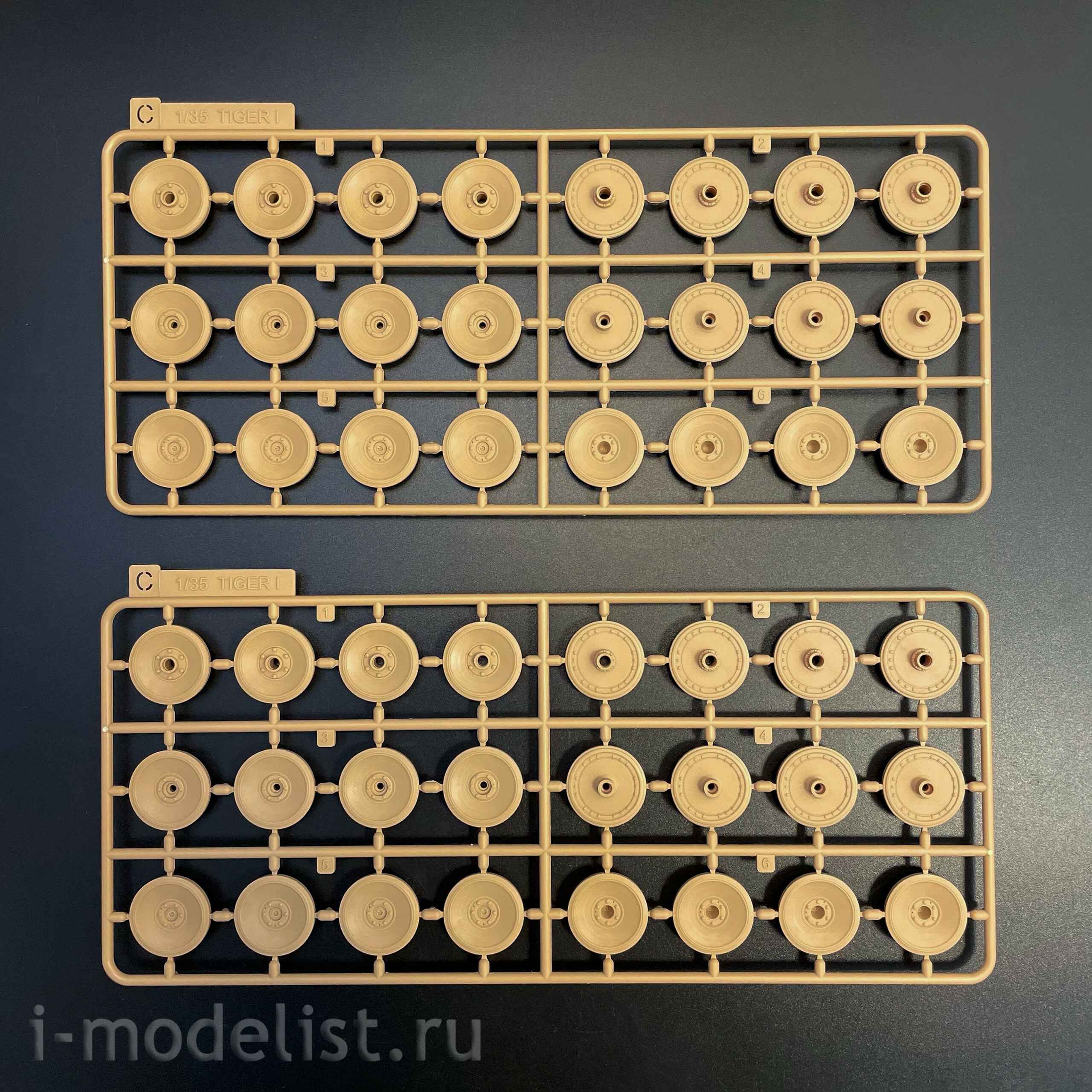 RM-5140 Rye Field Model 1/35 Немецкий танк Sd.kfz.181 Tiger I (ранний, Курск 1943) с двигателем и фигуркой Михаэля Виттманна