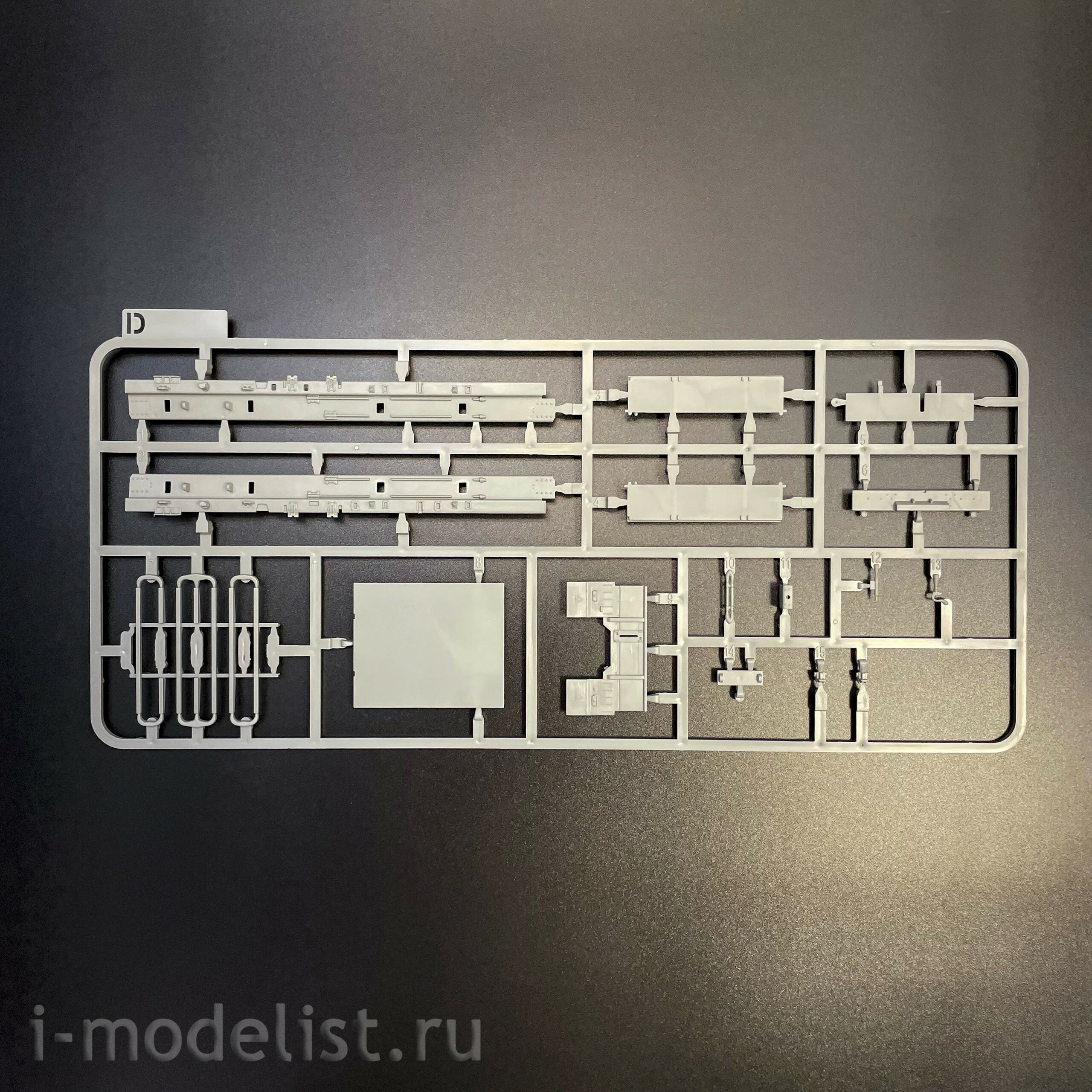 5003 Takom 1/72 Тягачи российской армии K-537L & M-537