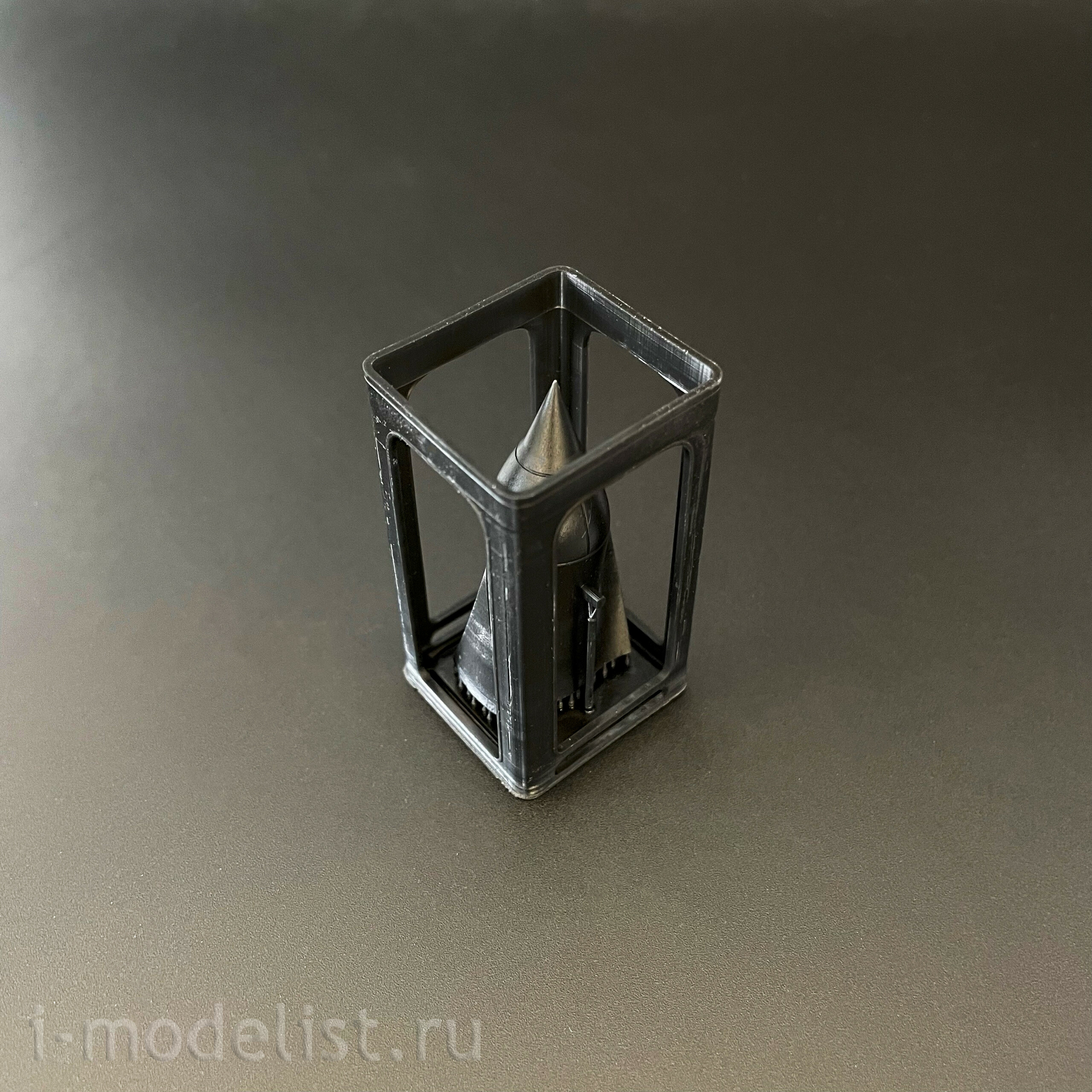 KH80146 Zimi Model 1/48 Российский истребитель-бомбардировщик С-22 M3/M4