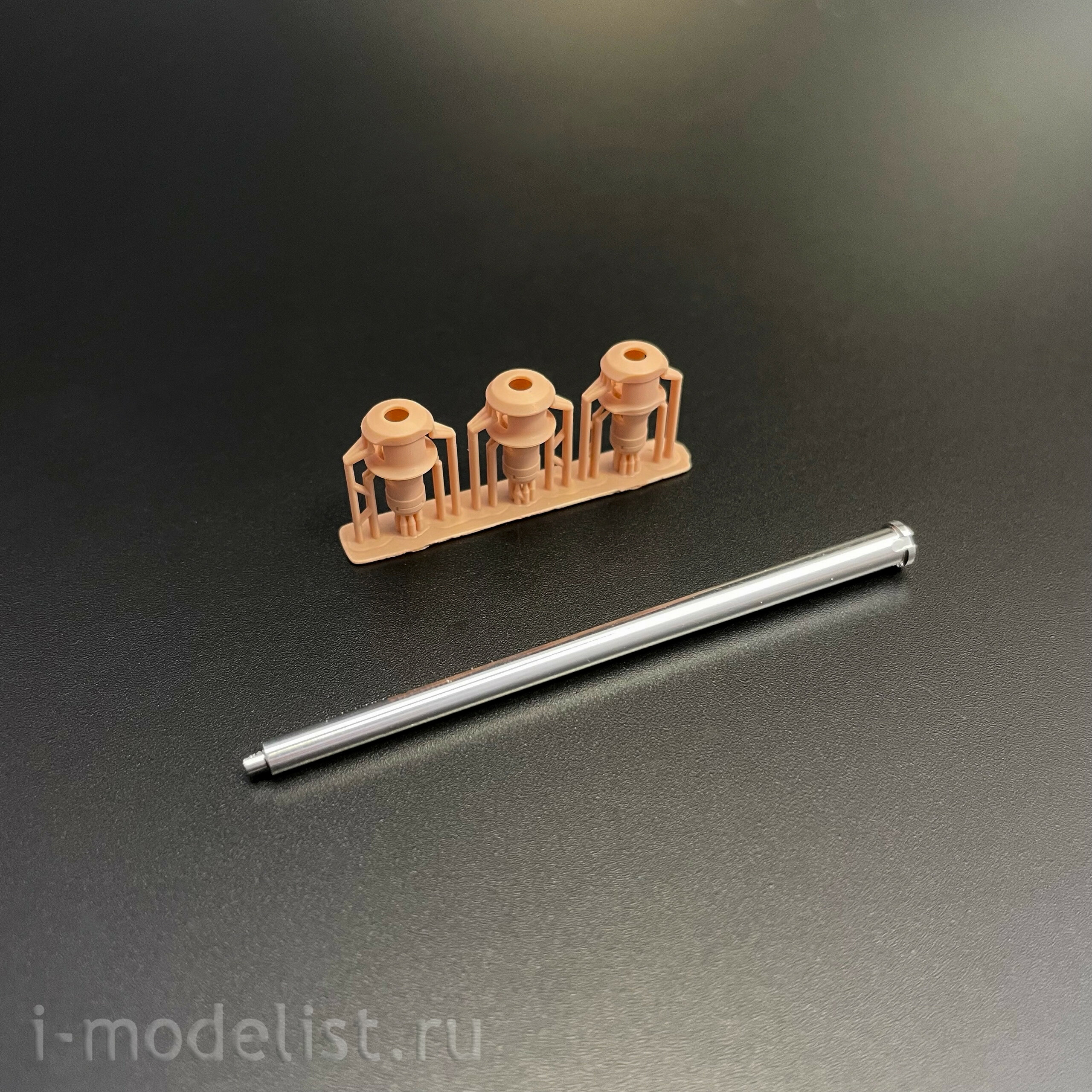 RM-5127 Rye Field Model 1/35 Sd.Kfz.161/1 Panzerkampfwagen IV Ausf.H поздний (с двигателем и рабочими траками)
