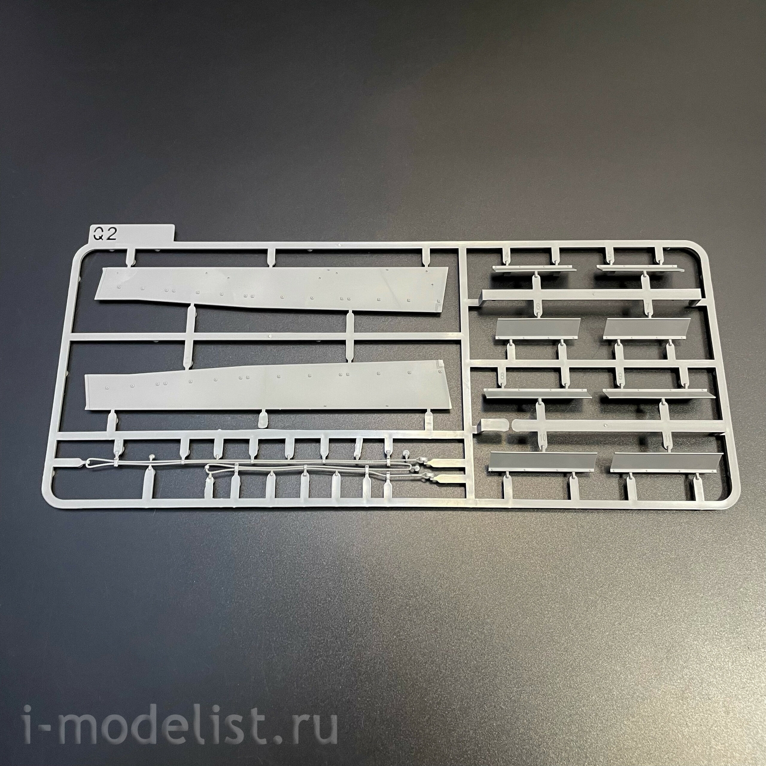 2196 Takom 1/35 Немецкий тяжёлый танк Sd.Kfz.181 Pz.Kpfw.VI Ausf.E - Tiger I ранний