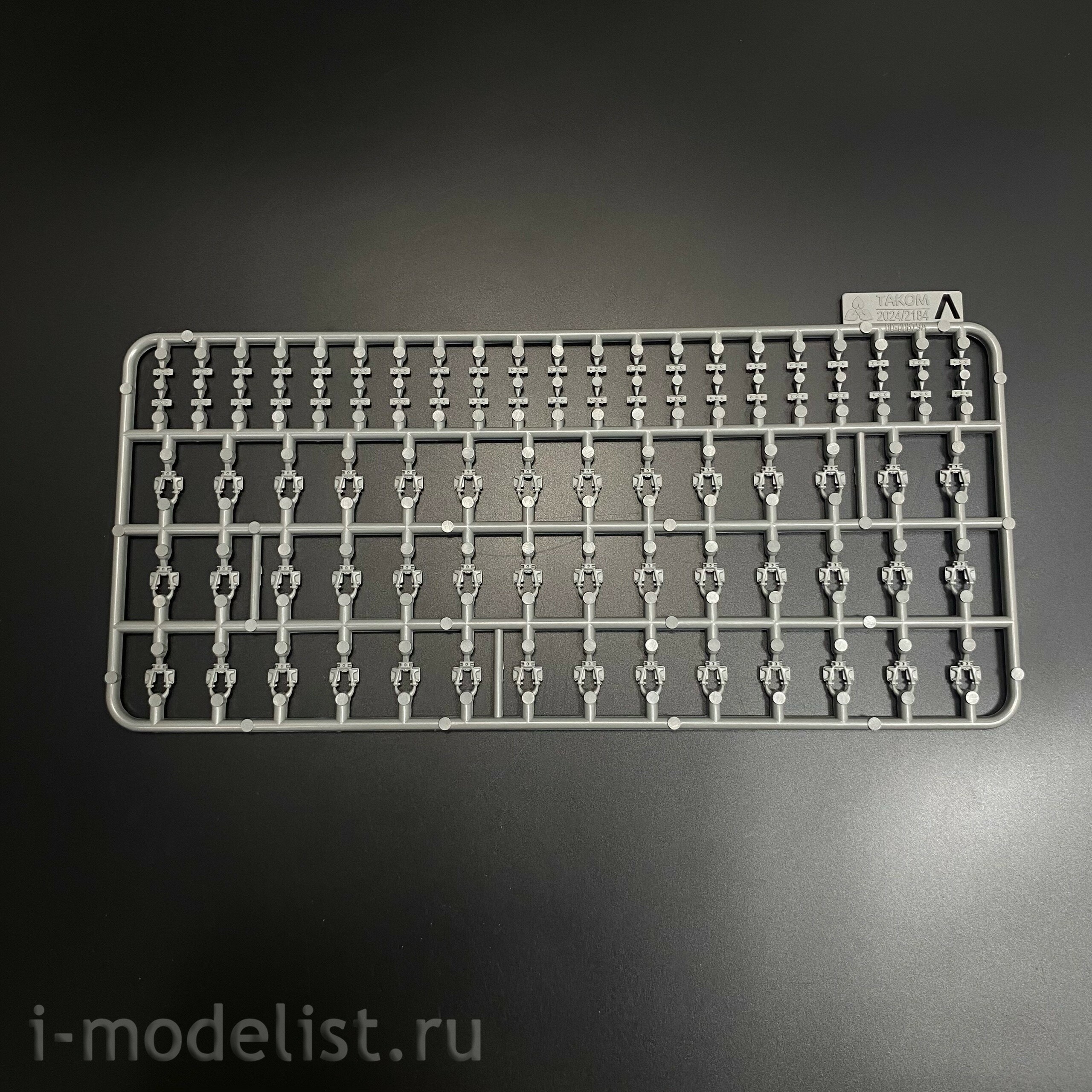 2184 Takom 1/35 Бронетранспортер Sd.Kfz. 250/1