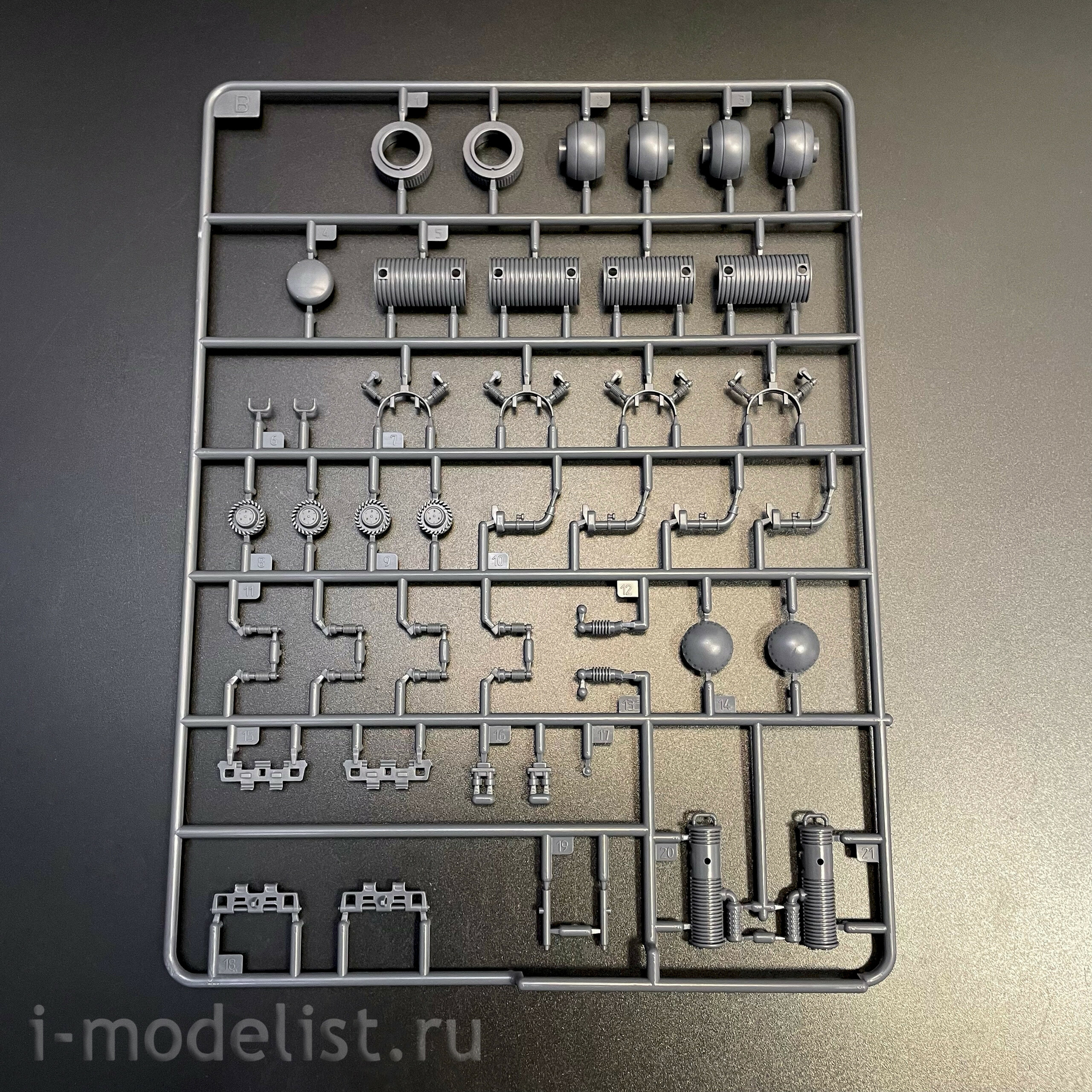 BC-005 Border Model 1/35 Танк Тесла (Tesla Tank)