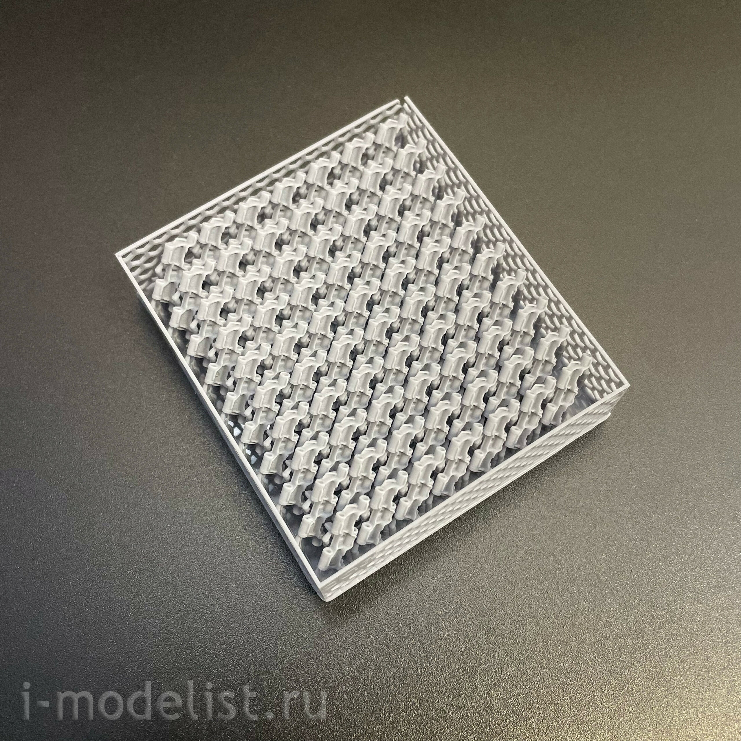 TL35033 GE Models 1/35 Траки 2С3 