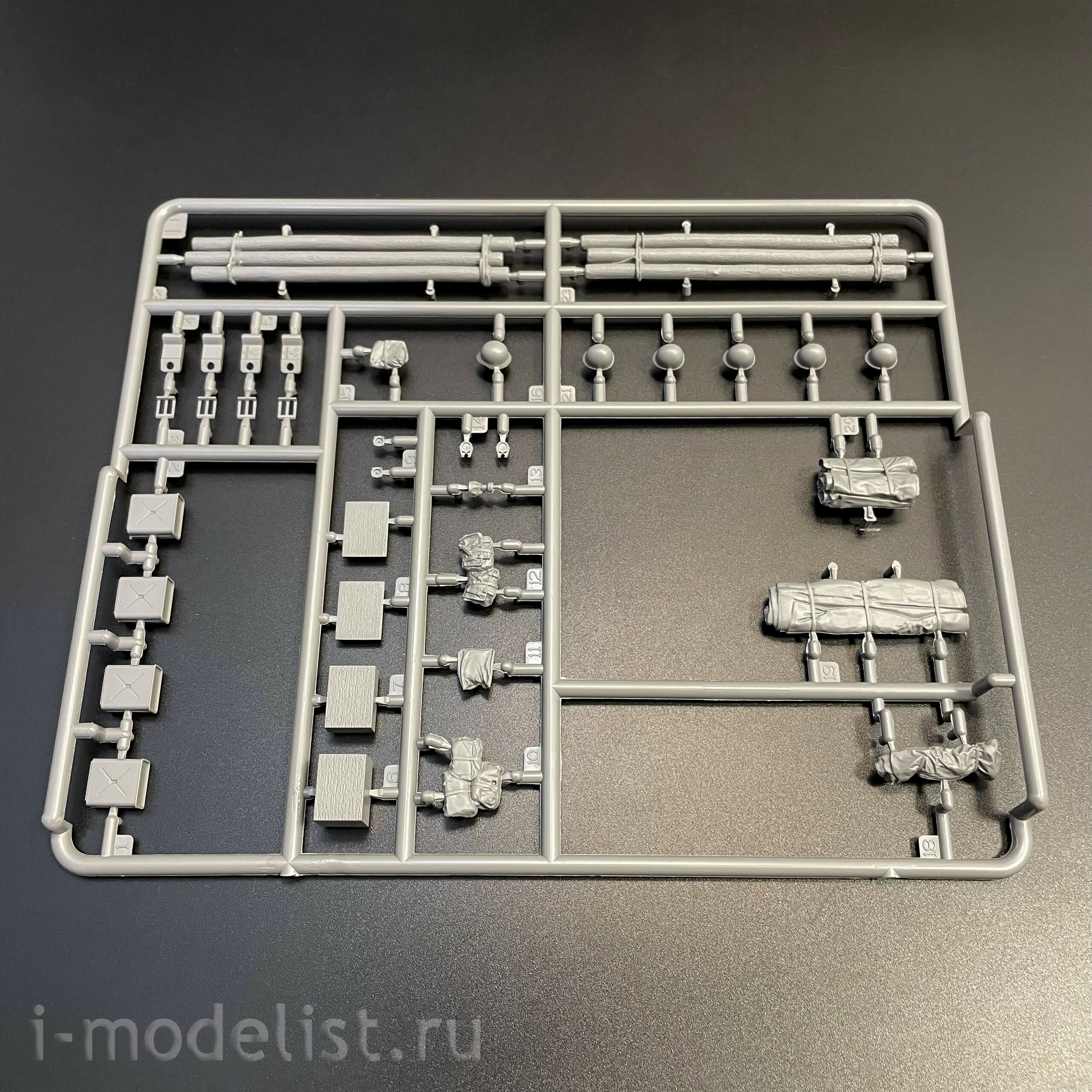 BT-046 Border Model 1/35 Американский танк Sherman M4A1 76W