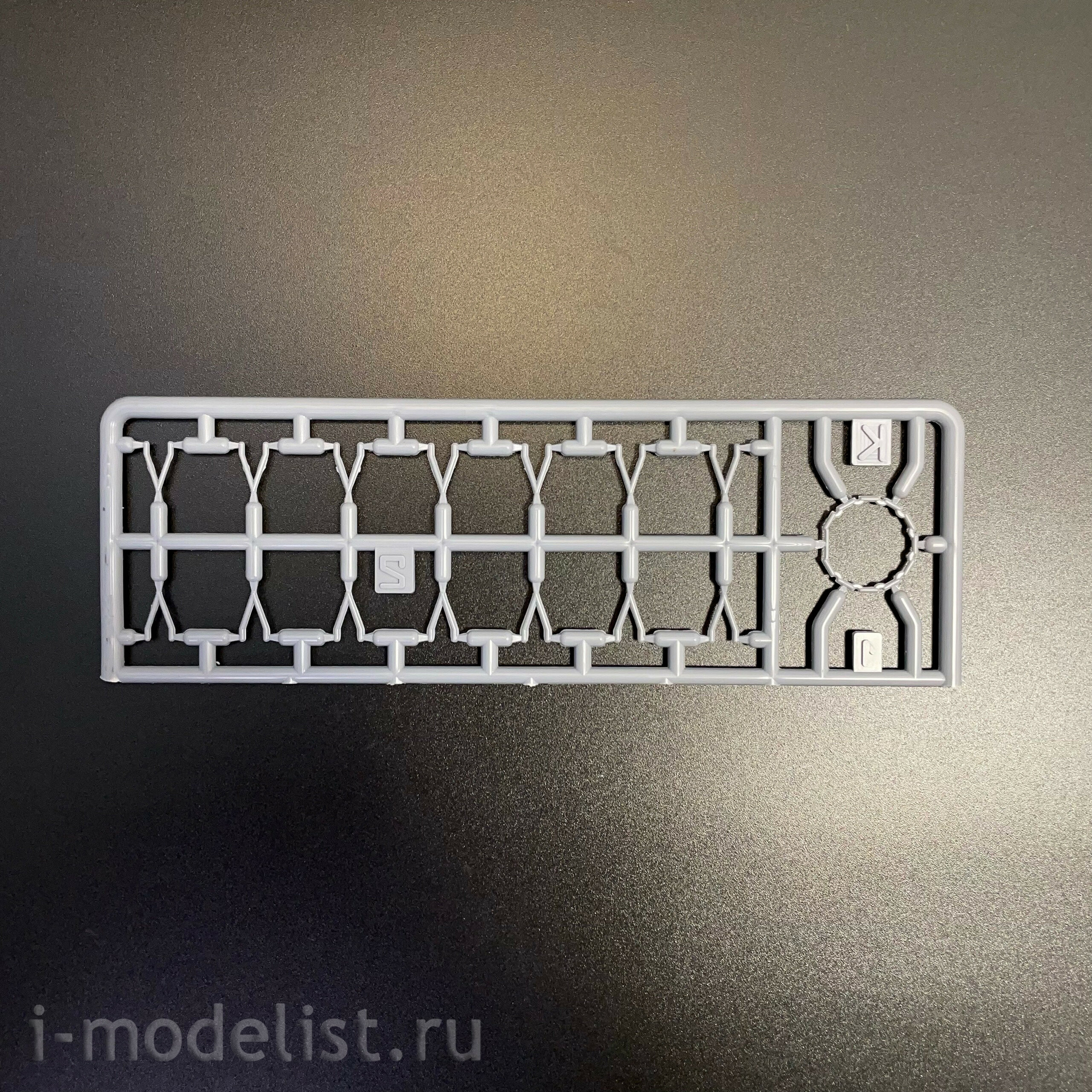 ЕЕ144301 Восточный экспресс 1/144 Ракета-носитель 