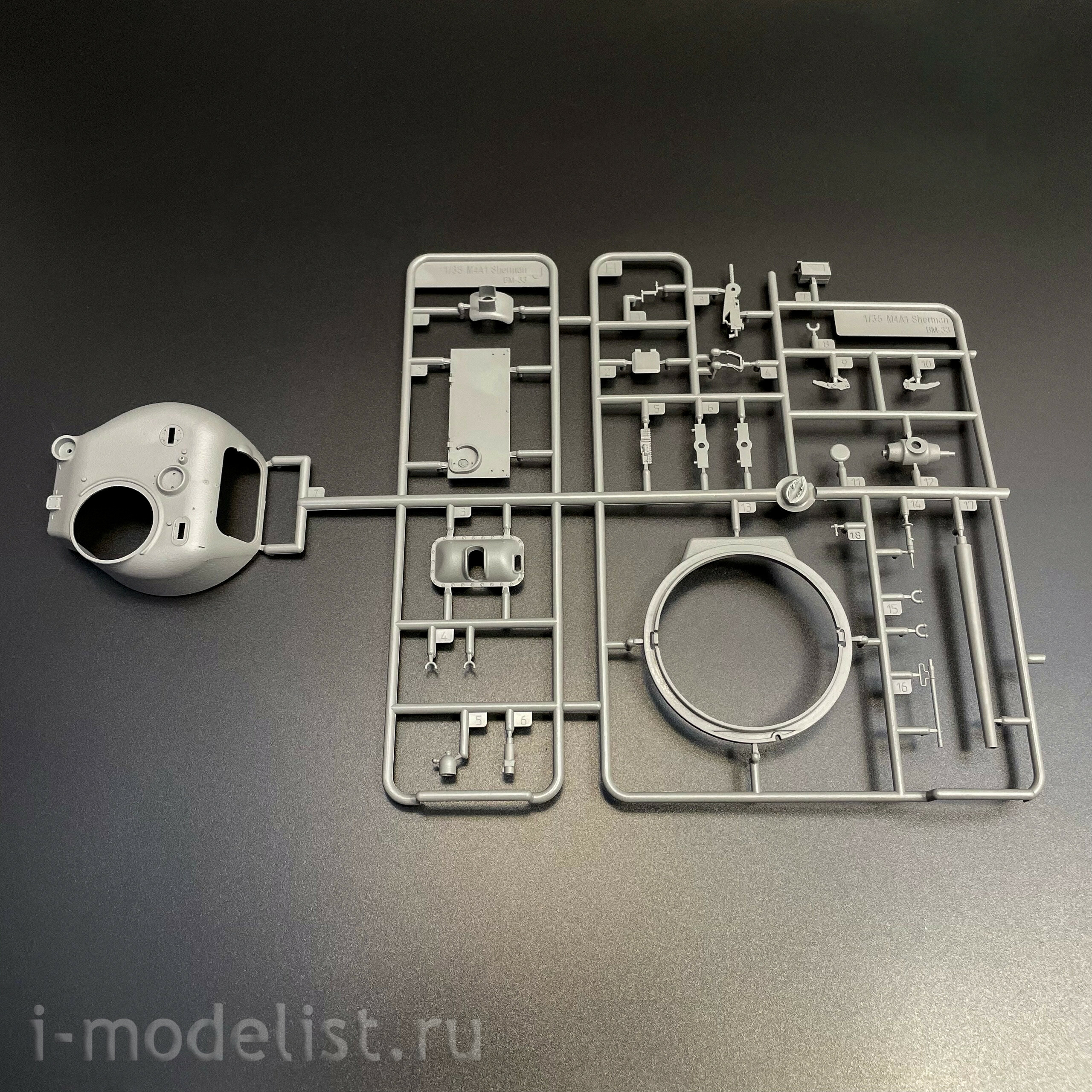 BT-047 Border Model 1/35 Танк Sherman M4A1 Mid