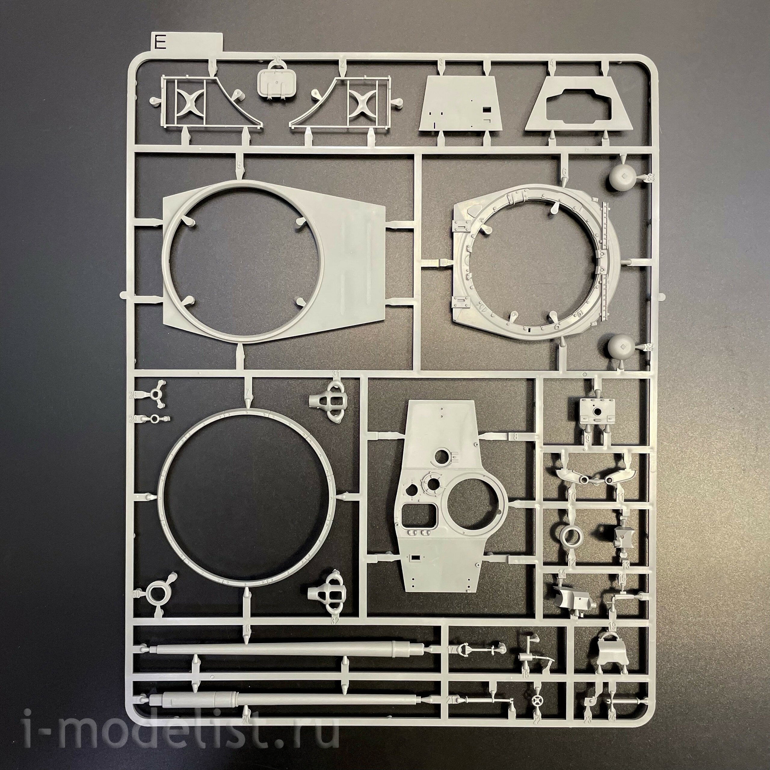 2191 Takom 1/35 Немецкий тяжёлый танк VK45.02(H). Draft Blueprint w1461