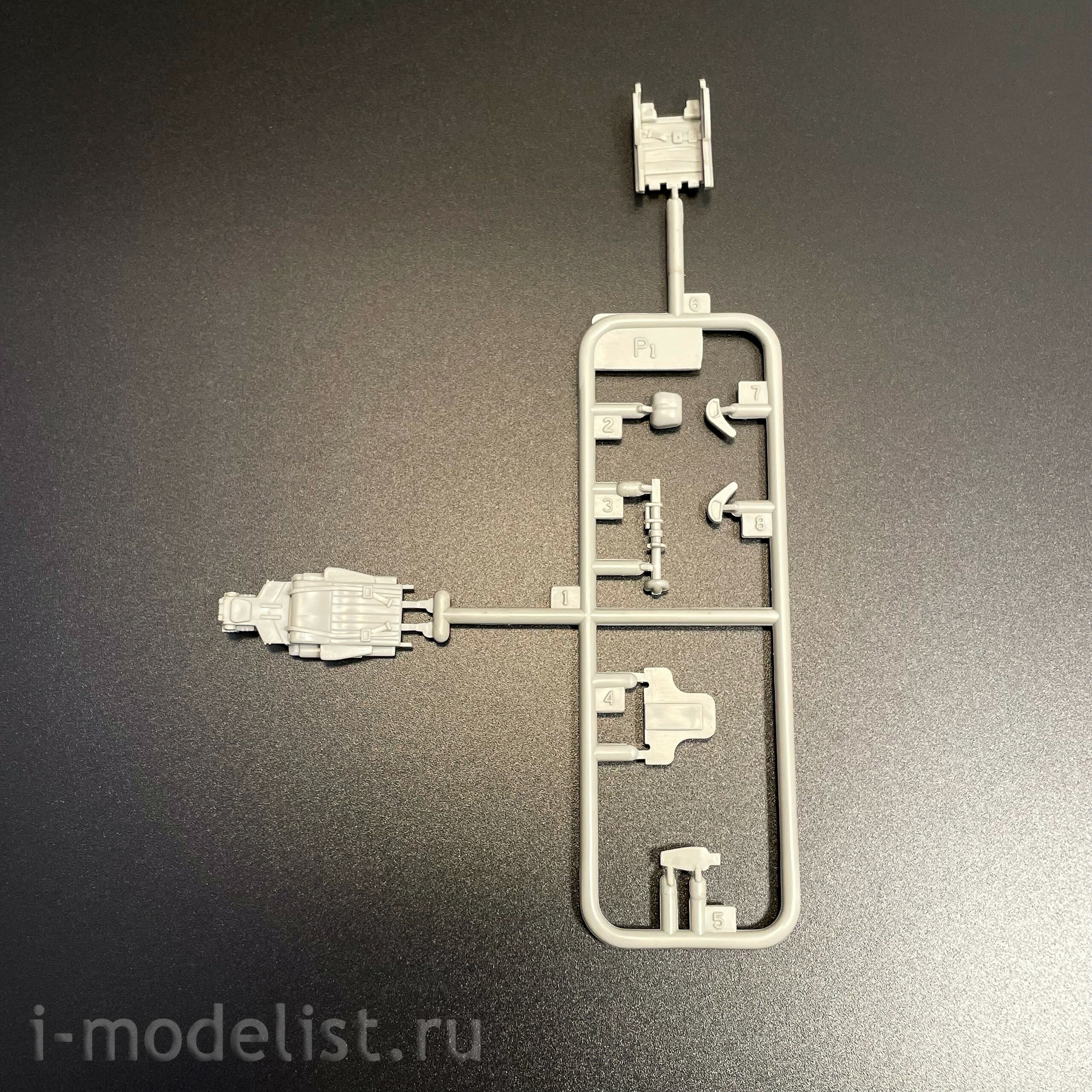 02210 Трубач 1/32 Советский фронтовой истребитель M-21F-13