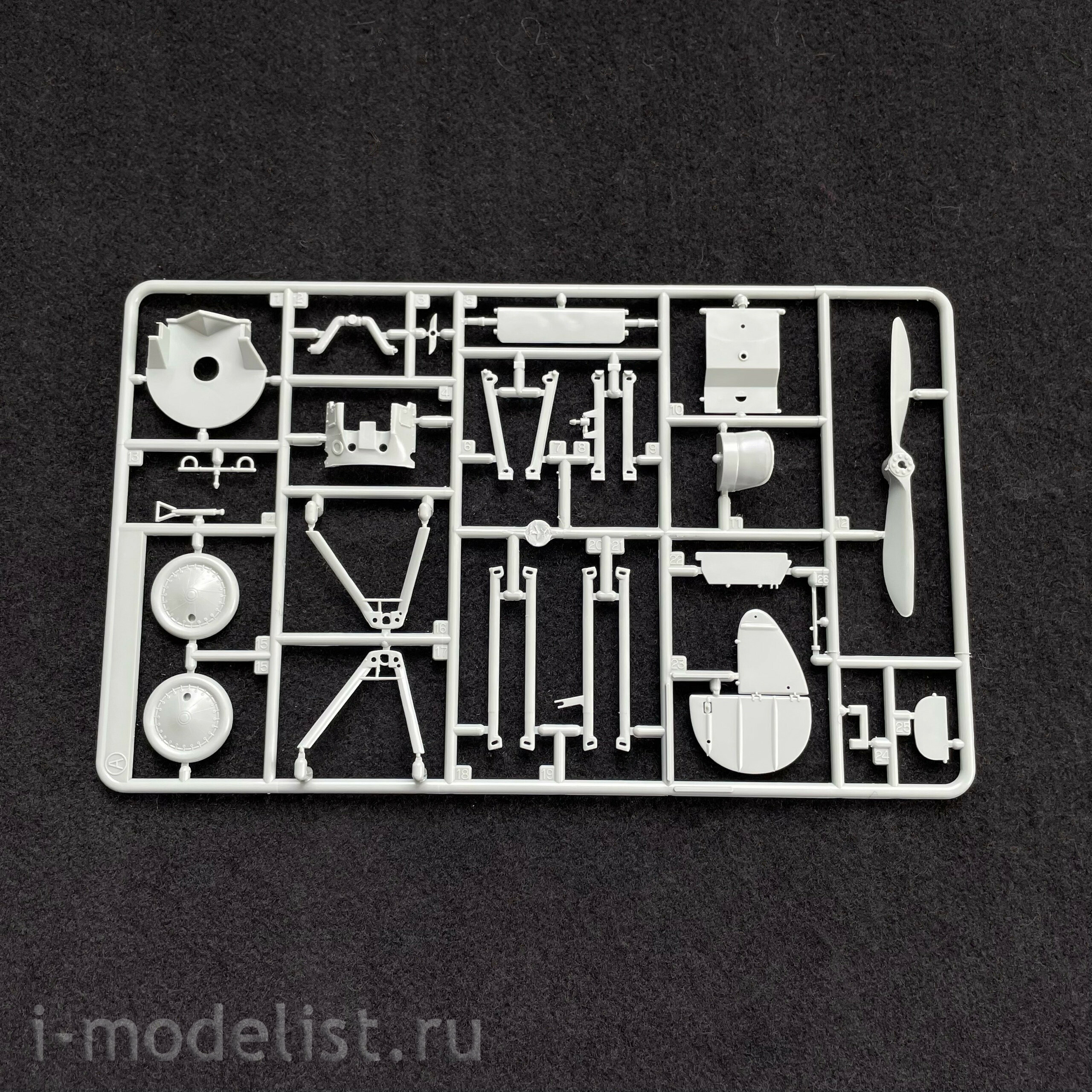 12109 Academy 1/32 Биплан Sopwith CAMEL F.1