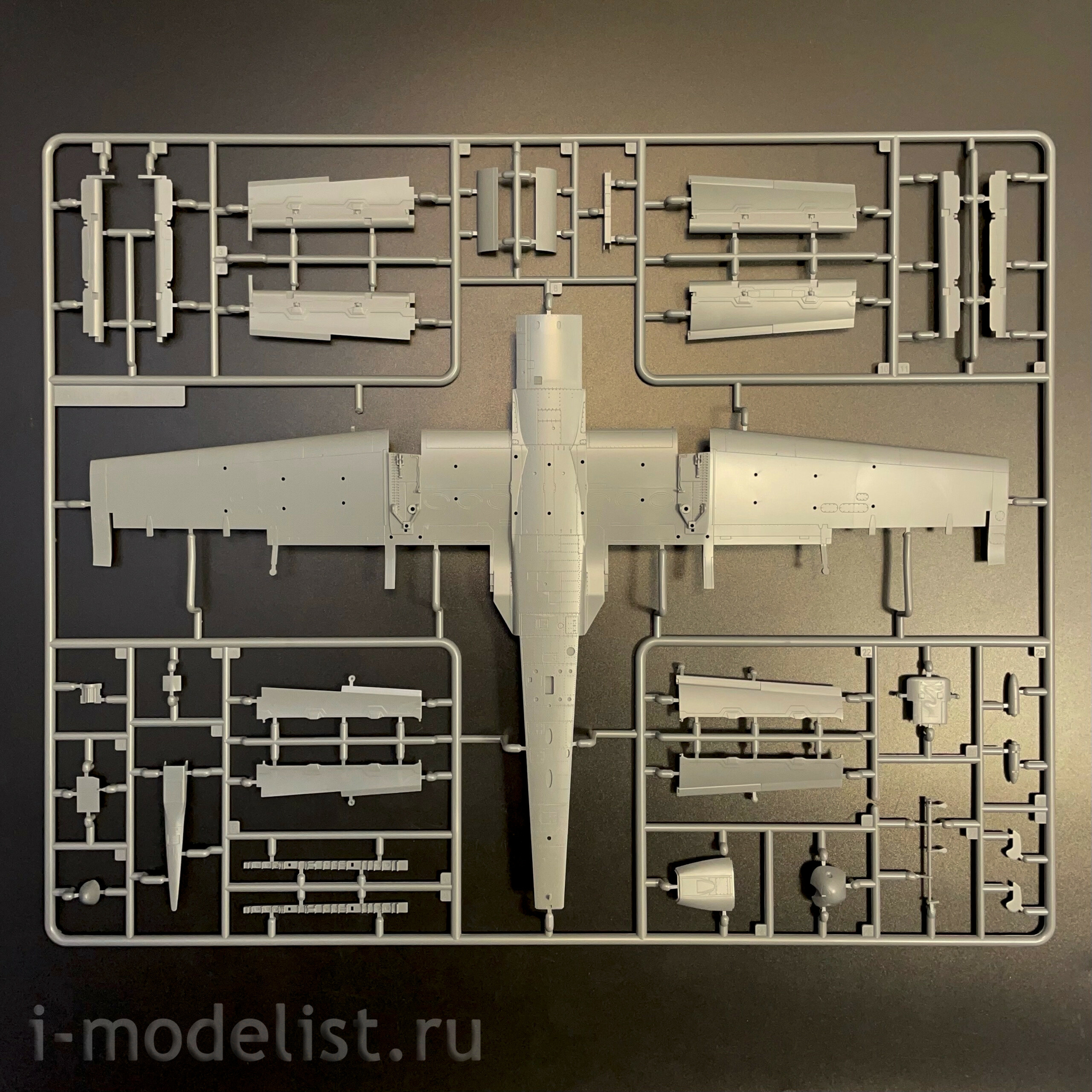 S4823 Great Wall Hobby 1/48 Американский штурмовик A-10C Thunderbolt II Воздушная национальная гвардия Индианы 