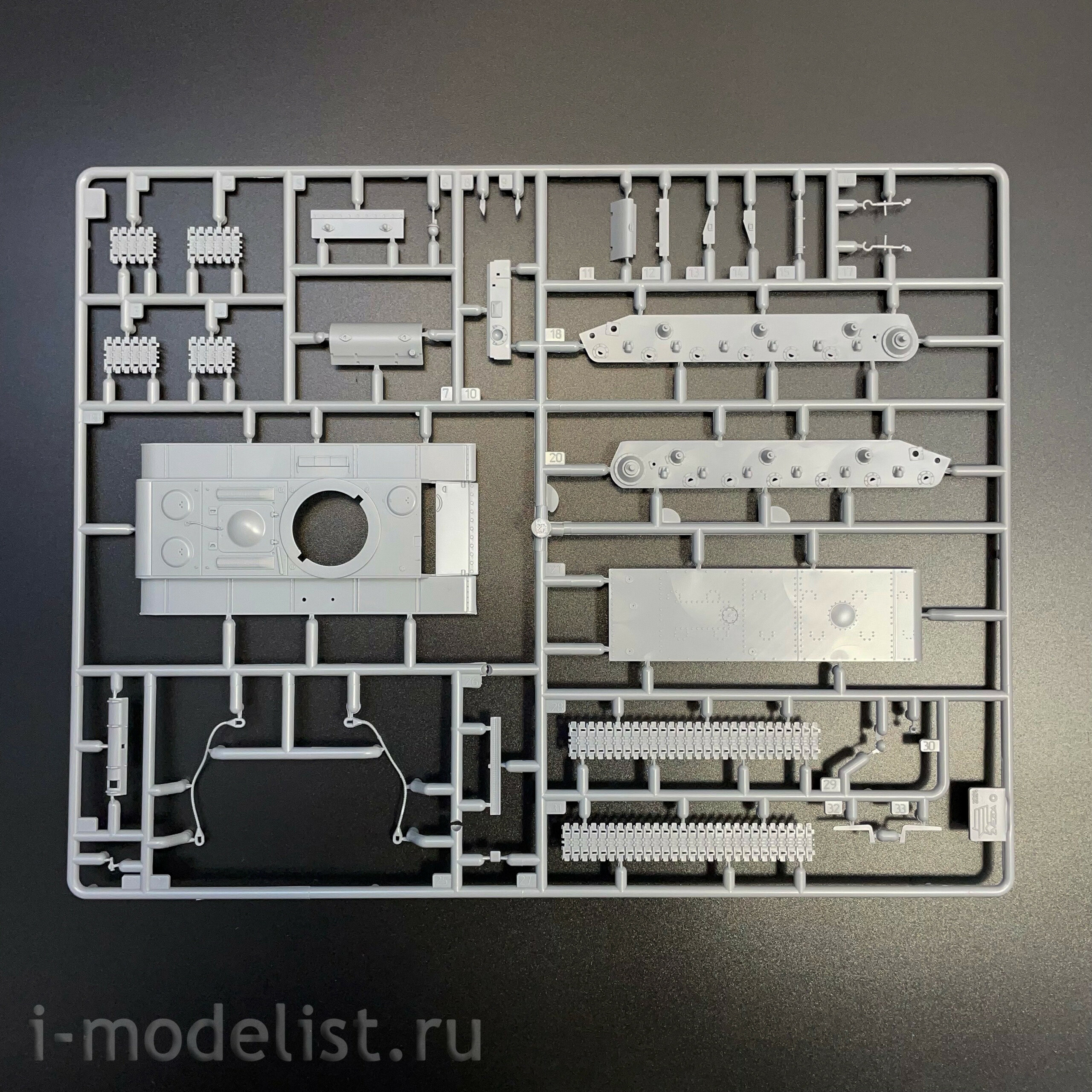 5070 Звезда 1/72 Советский тяжелый танк КВ-1