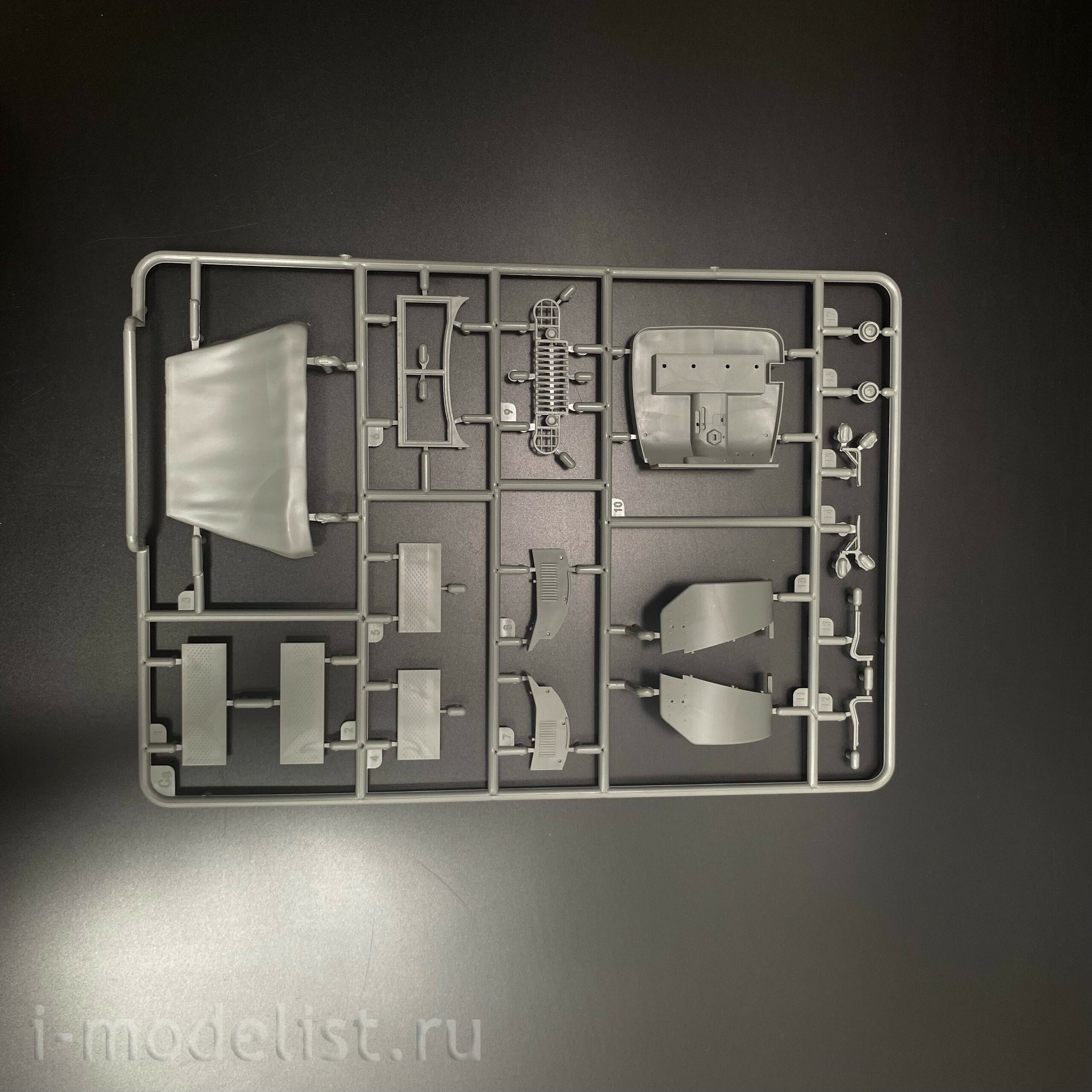 AK35020 AK Interactive 1/35 Грузовой автомобиль IDF Power Wagon WM300 с лебедкой