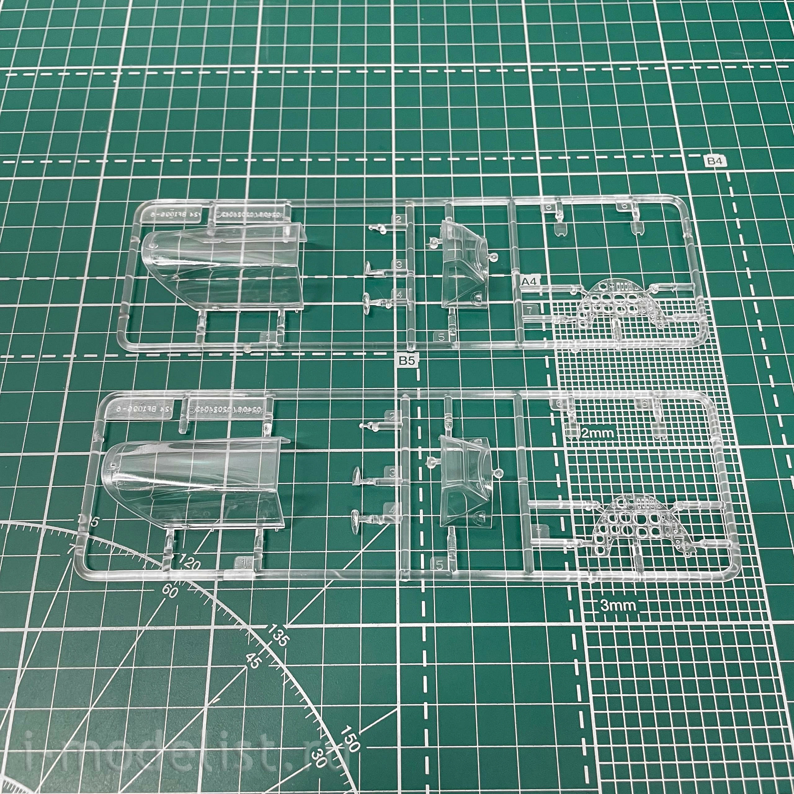 02408 Трубач 1/24 Самолет Messerschmitt Bf109 G-6 поздняя версия