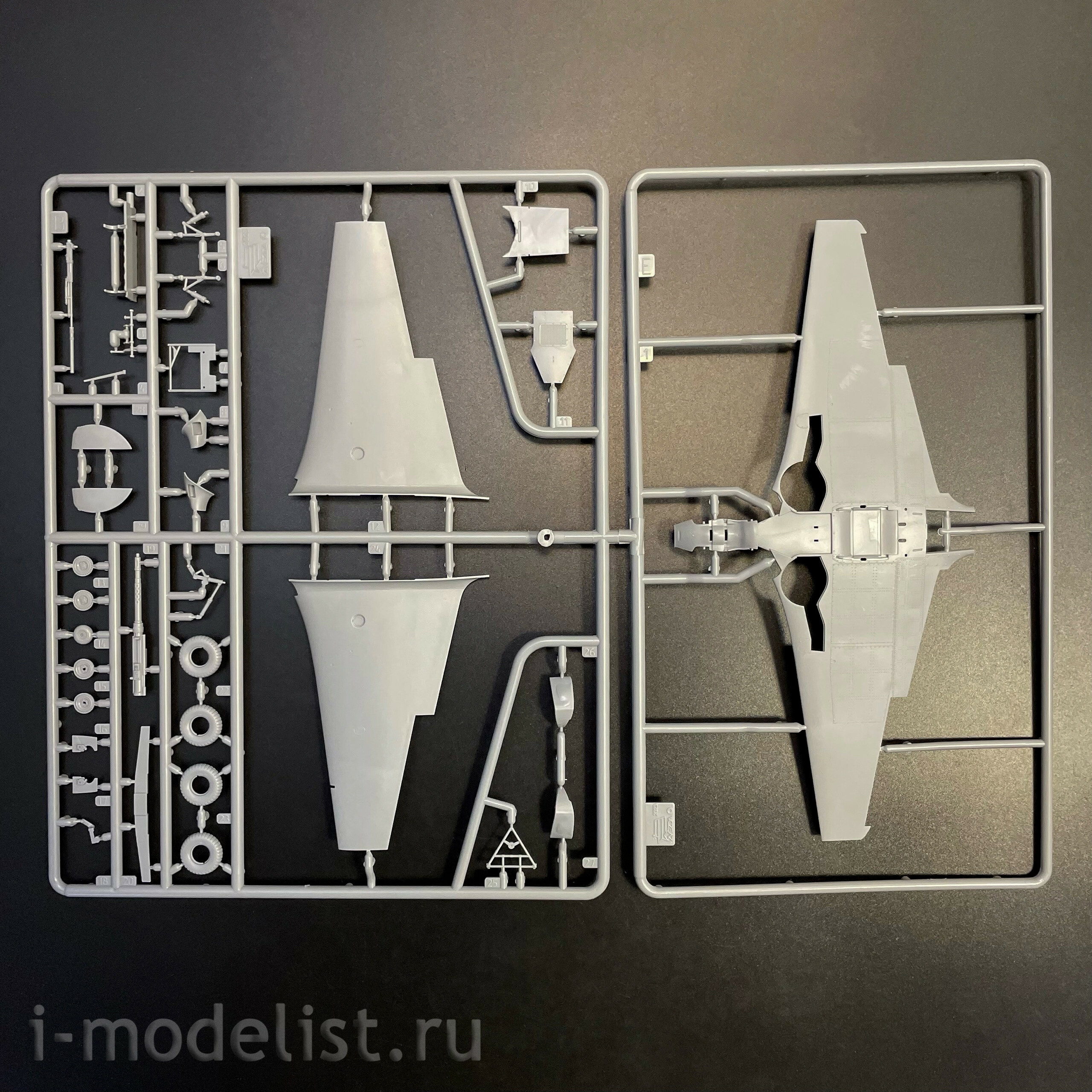 4831ГП Звезда 1/48 Герои Победы. Советский истребитель Як-9Т