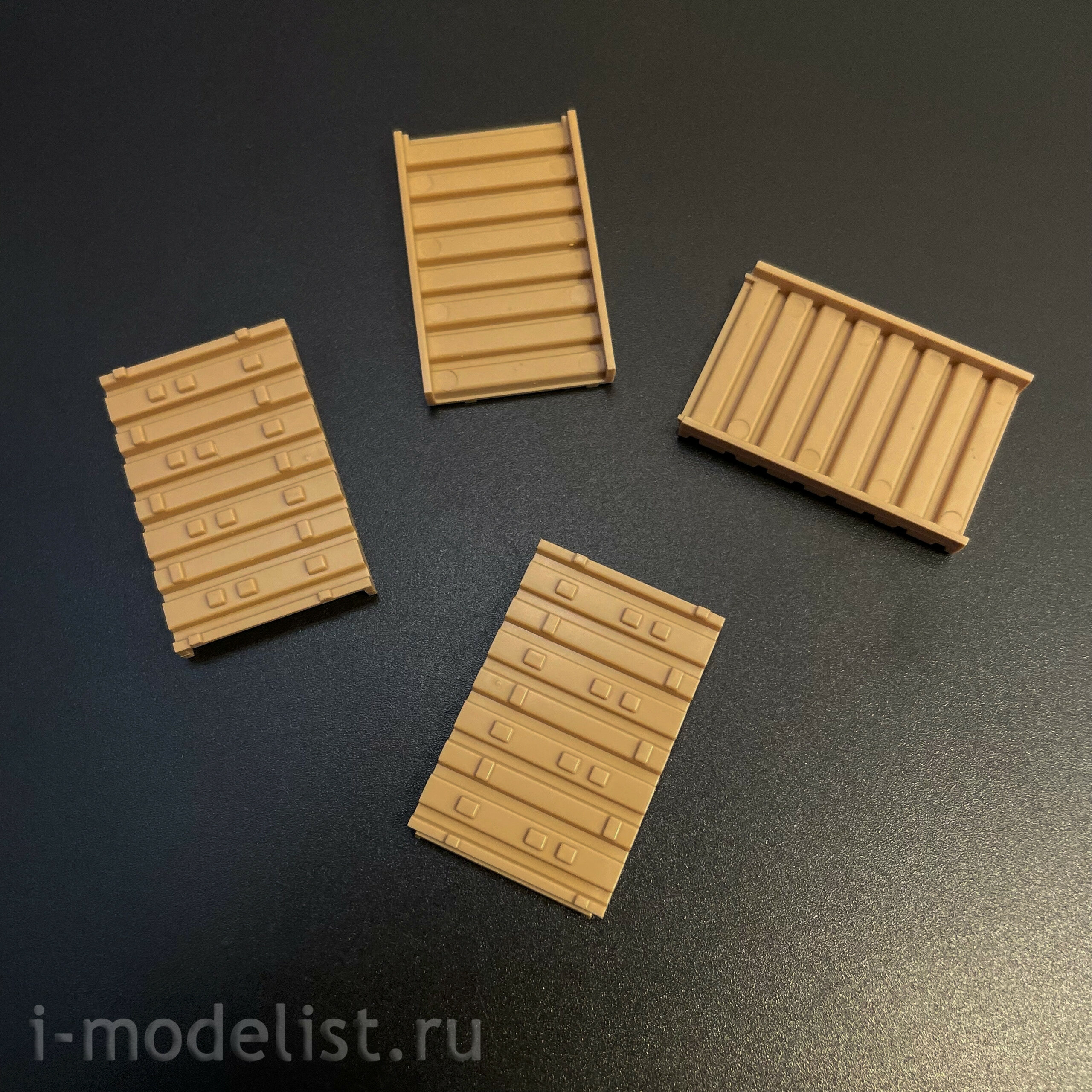 RM-3032 Rye Field Model 1/35 Рабочие траки для серии King Tiger Gg26/800/300 (пластик)