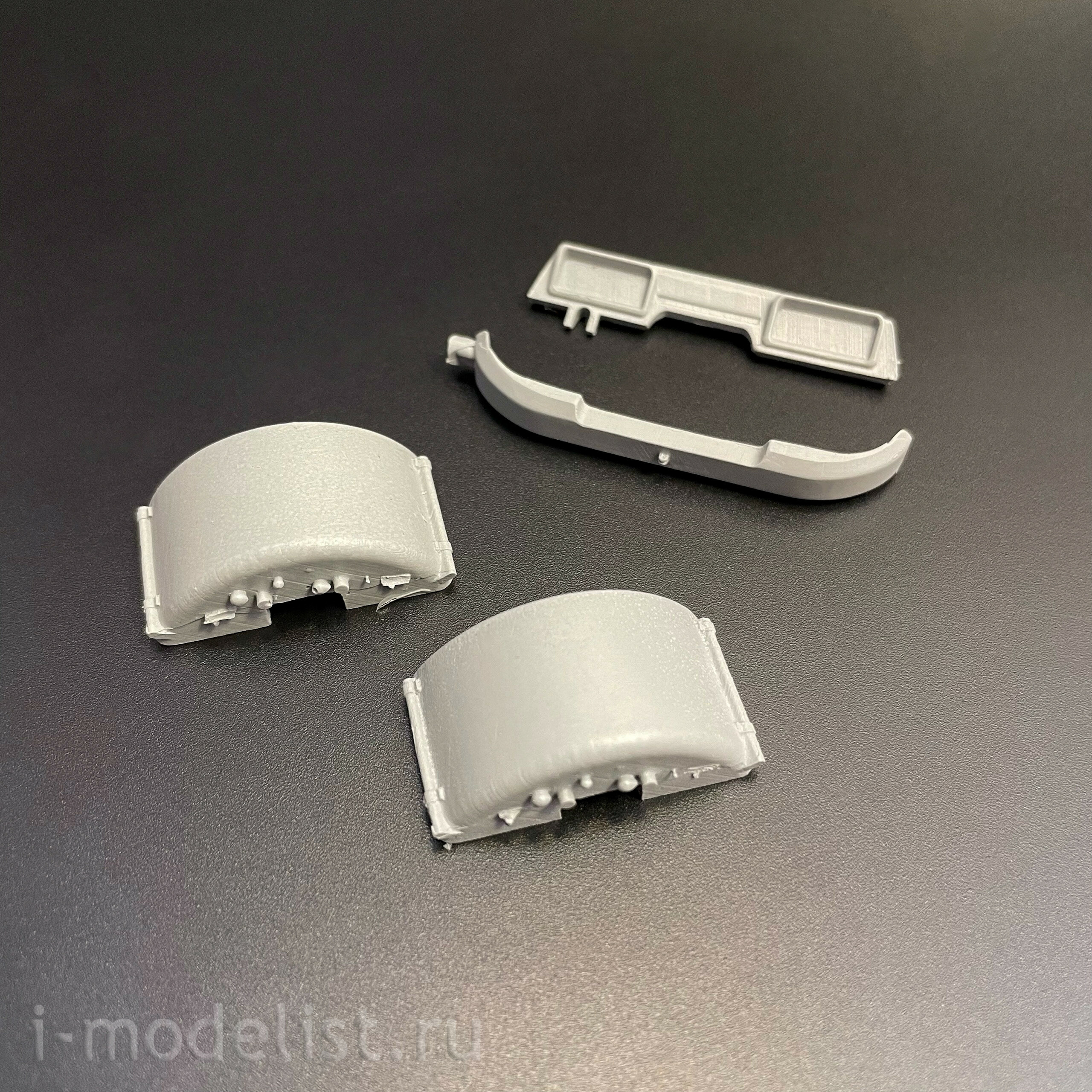 1561AVD AVD Models 1/43 Седельный тягач Ikarus-620
