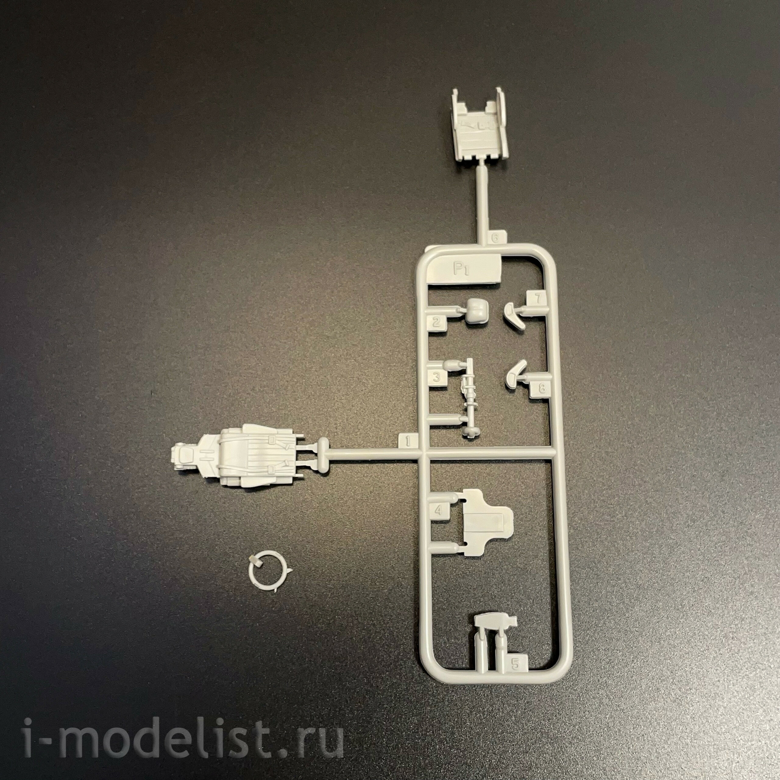 02217 Трубач 1/32 Китайский истребитель F-7EB