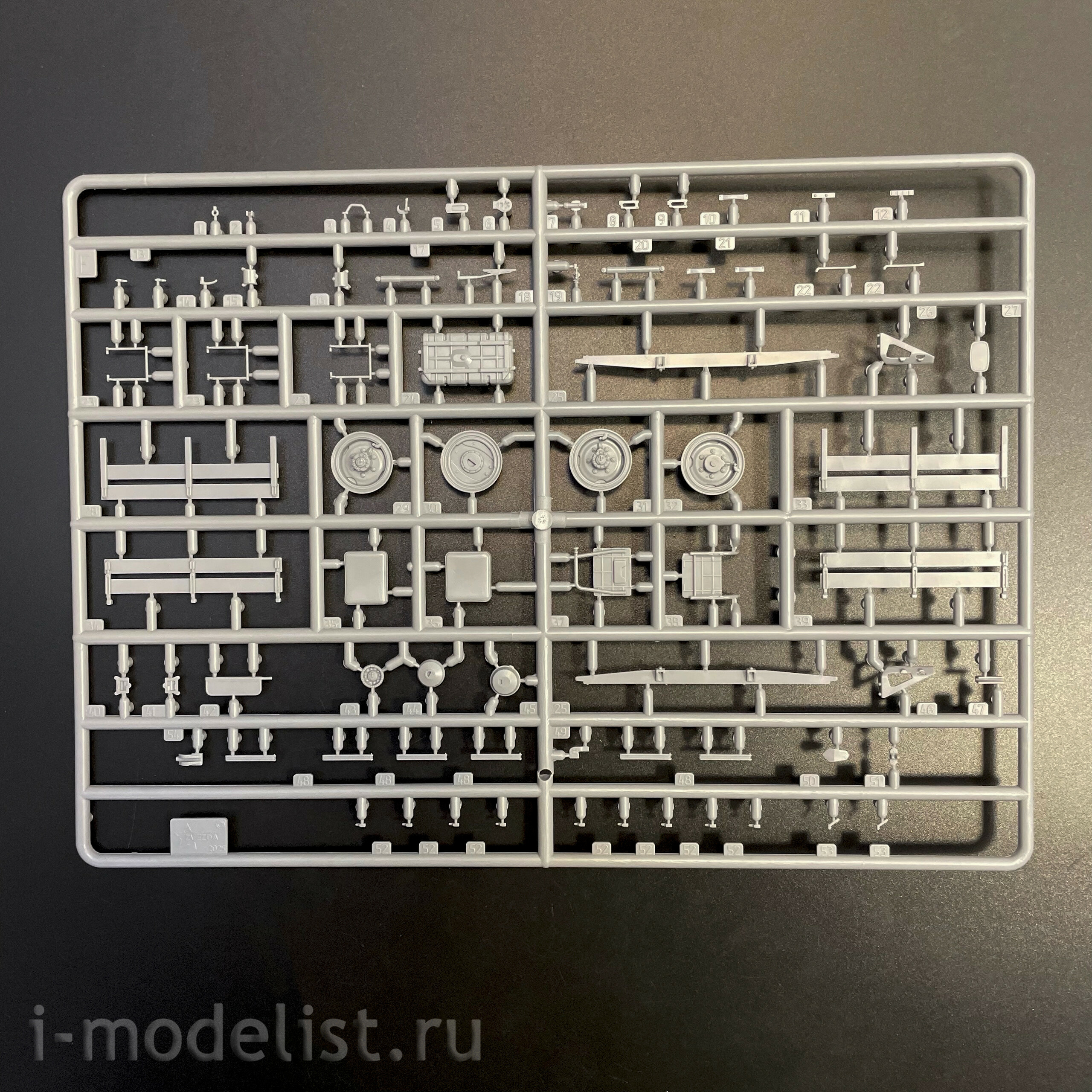 3707 Звезда 1/35 ПРЕДЗАКАЗ Советский грузовой автомобиль ГАЗ-66