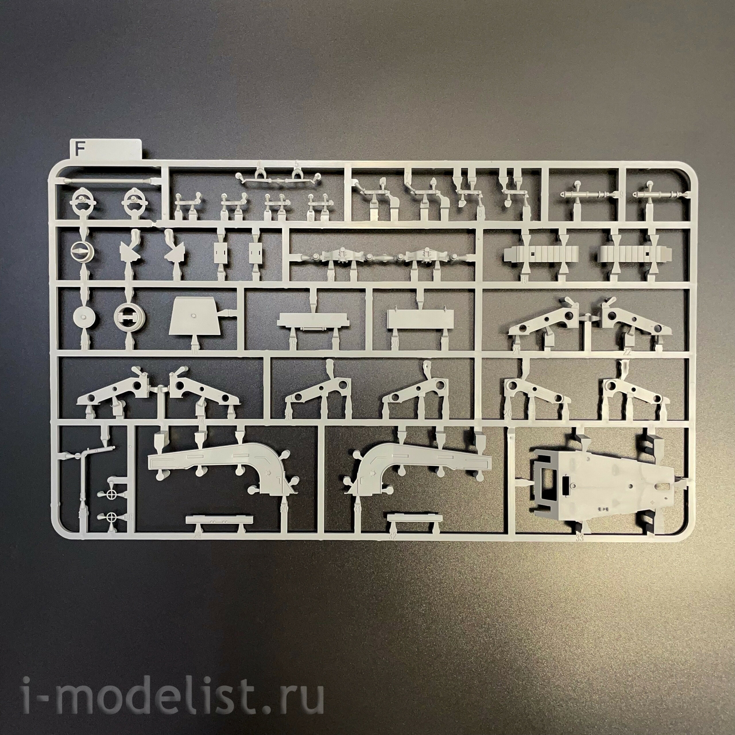 5004 Takom 1/72 Российский грузовик -537G с полуприцепом -5247G