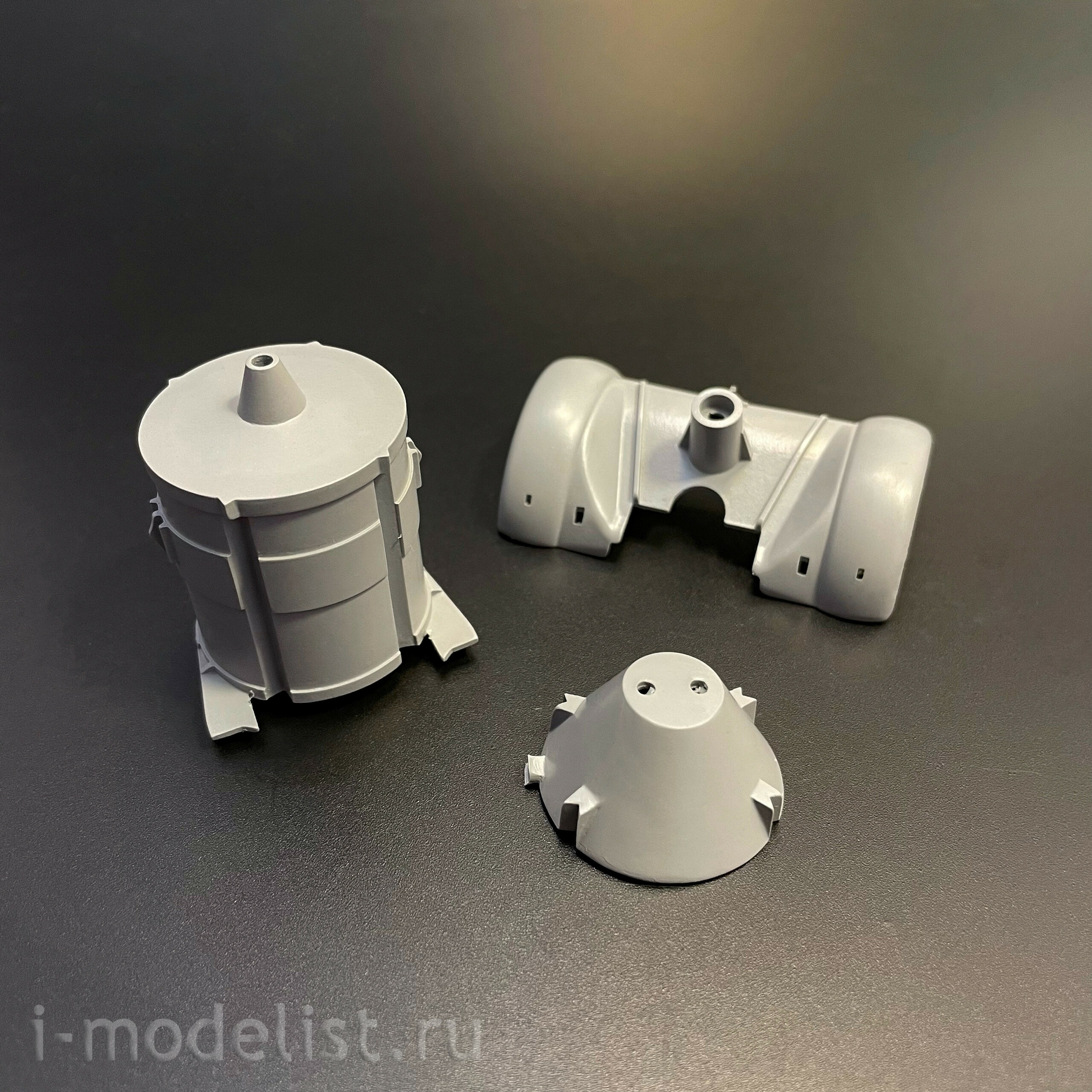 1674AVD AVD Models 1/43 Цементовоз на шасси МАЗ-205