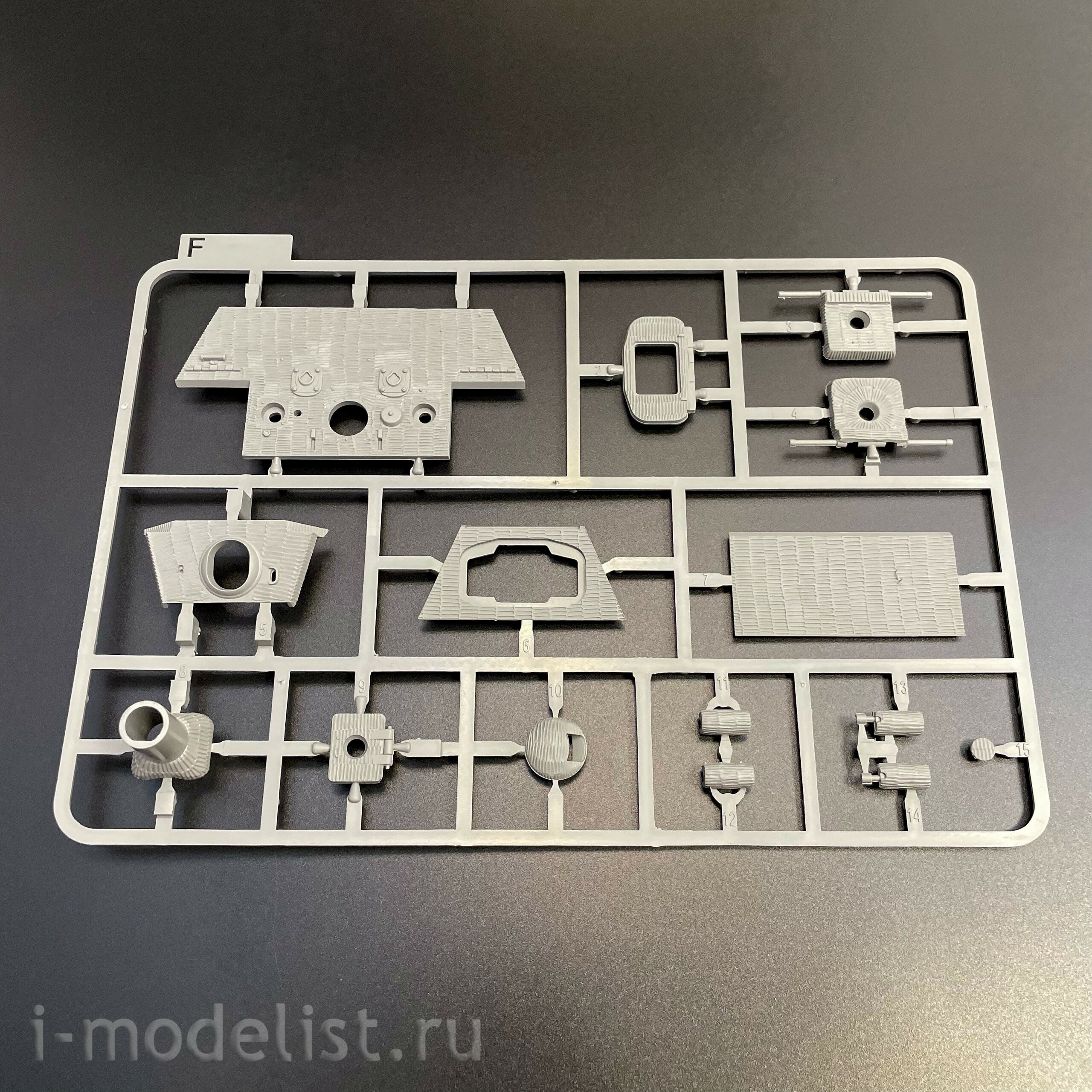 2047 Takom 1/35 Немецкий танк King Tiger Pz.Abt.505 Sd.Kfz.182 турель Turret с Zimmerit
