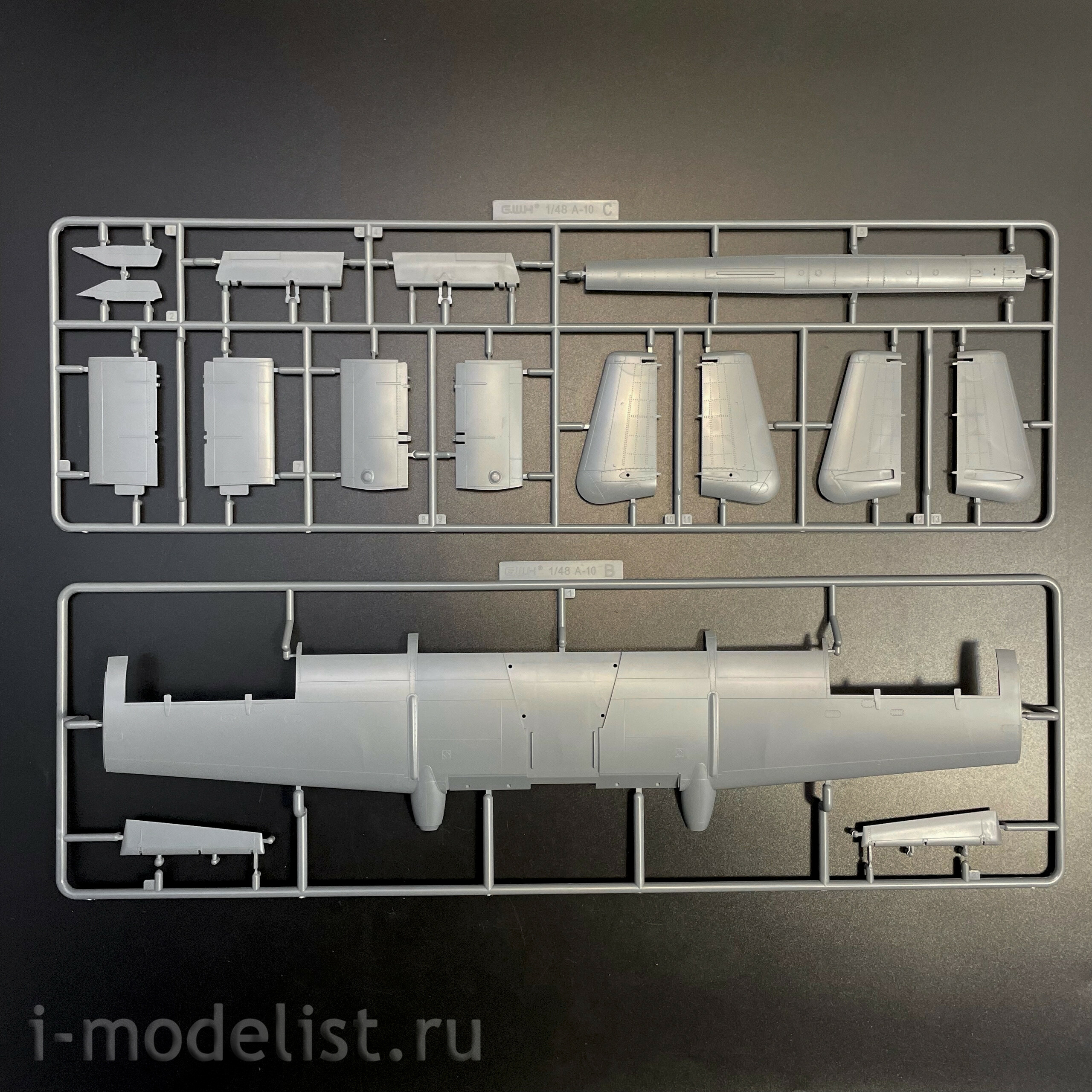 L4825 Great Wall Hobby 1/48 Американский двухдвигательный штурмовик A-10A Thunderbolt II