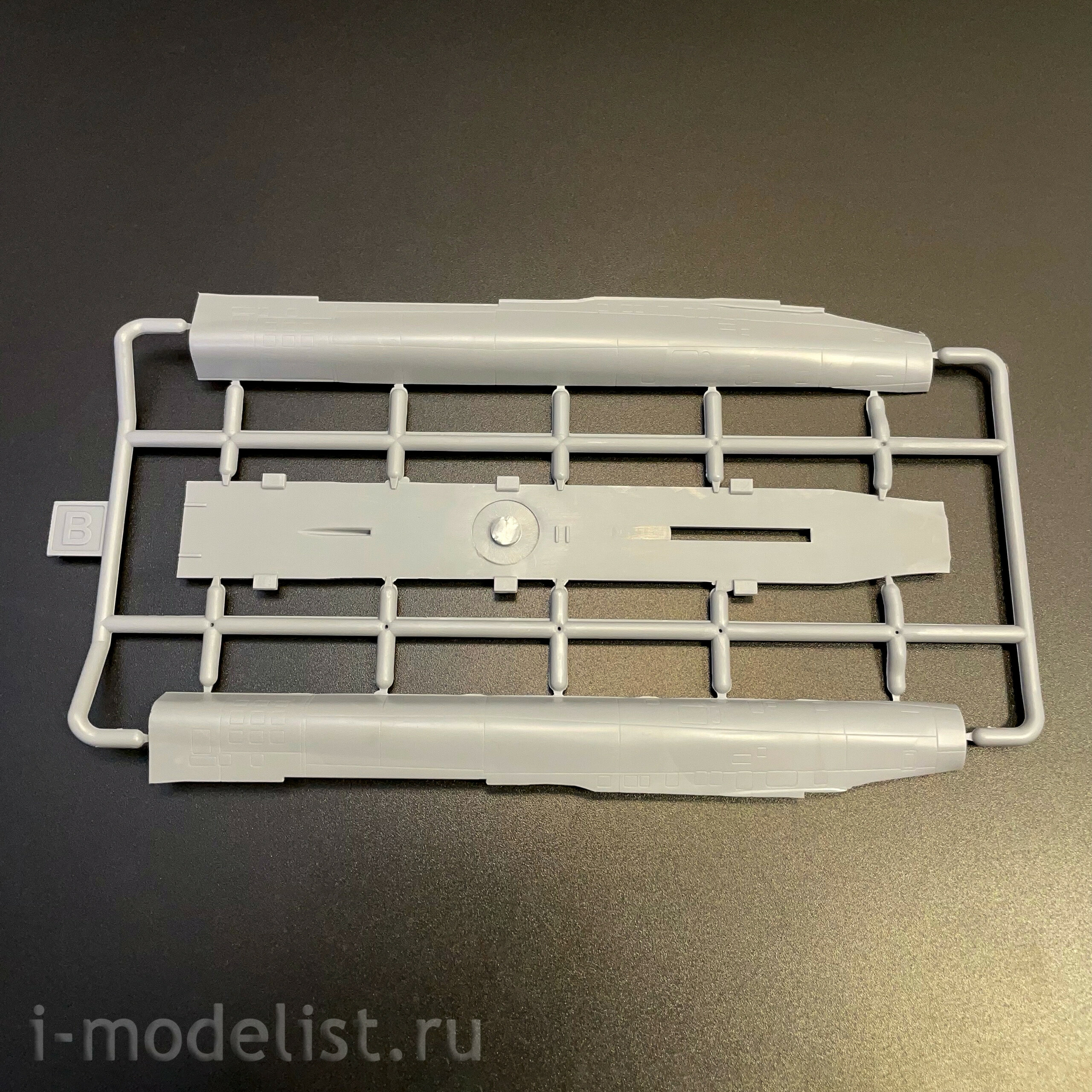 144201 Восточный экспресс 1/144 Дальний бомбардировщик 22М3