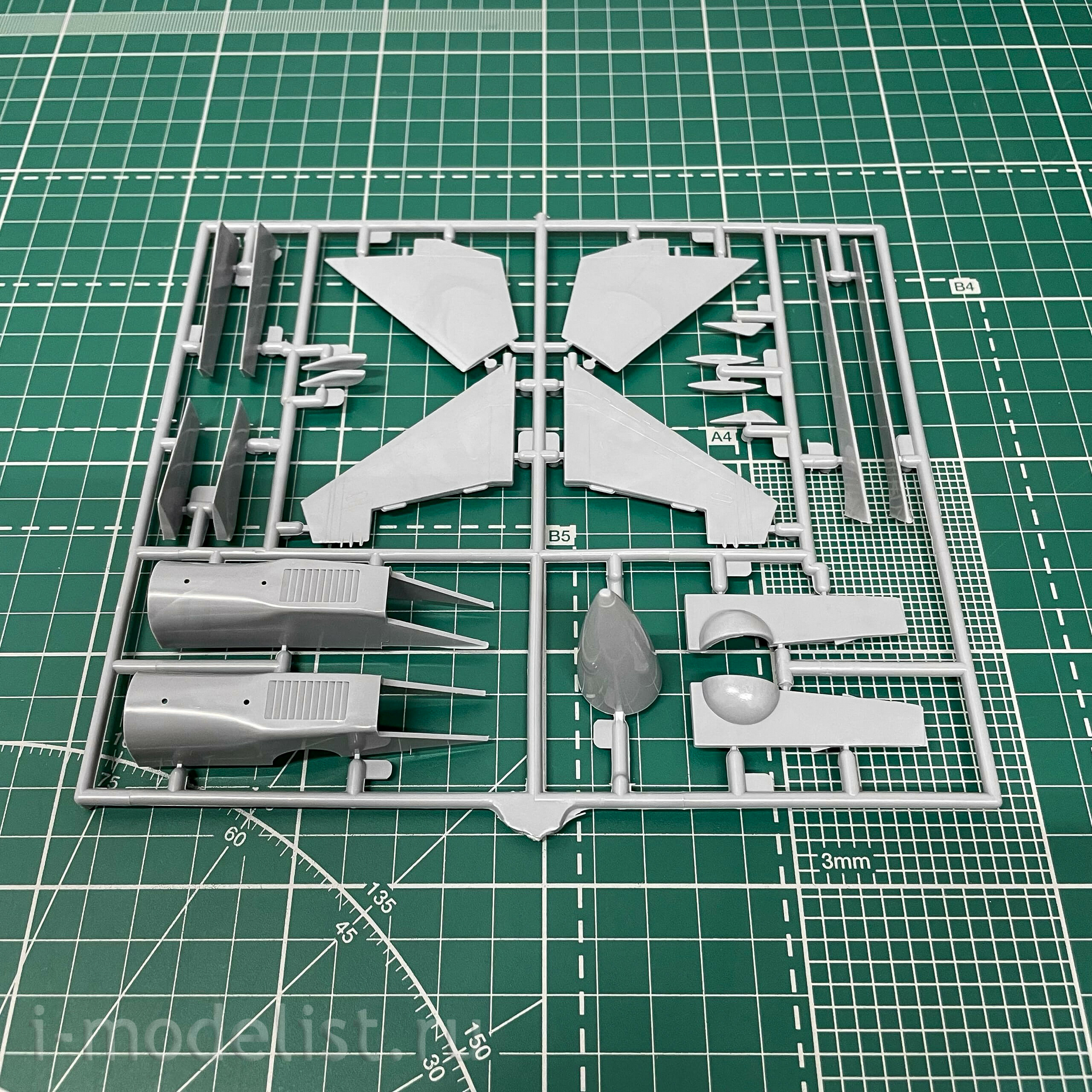7206 Звезда 1/72 Советский истребитель завоевания превосходства в воздухе Су-27
