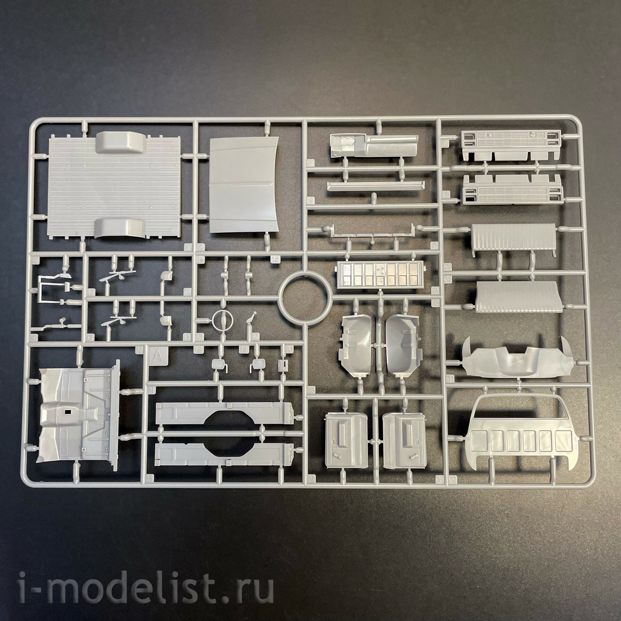 AK35030 AK Interactive 1/35 Бронетранспортер M1008 / M1008 Troop Carrier