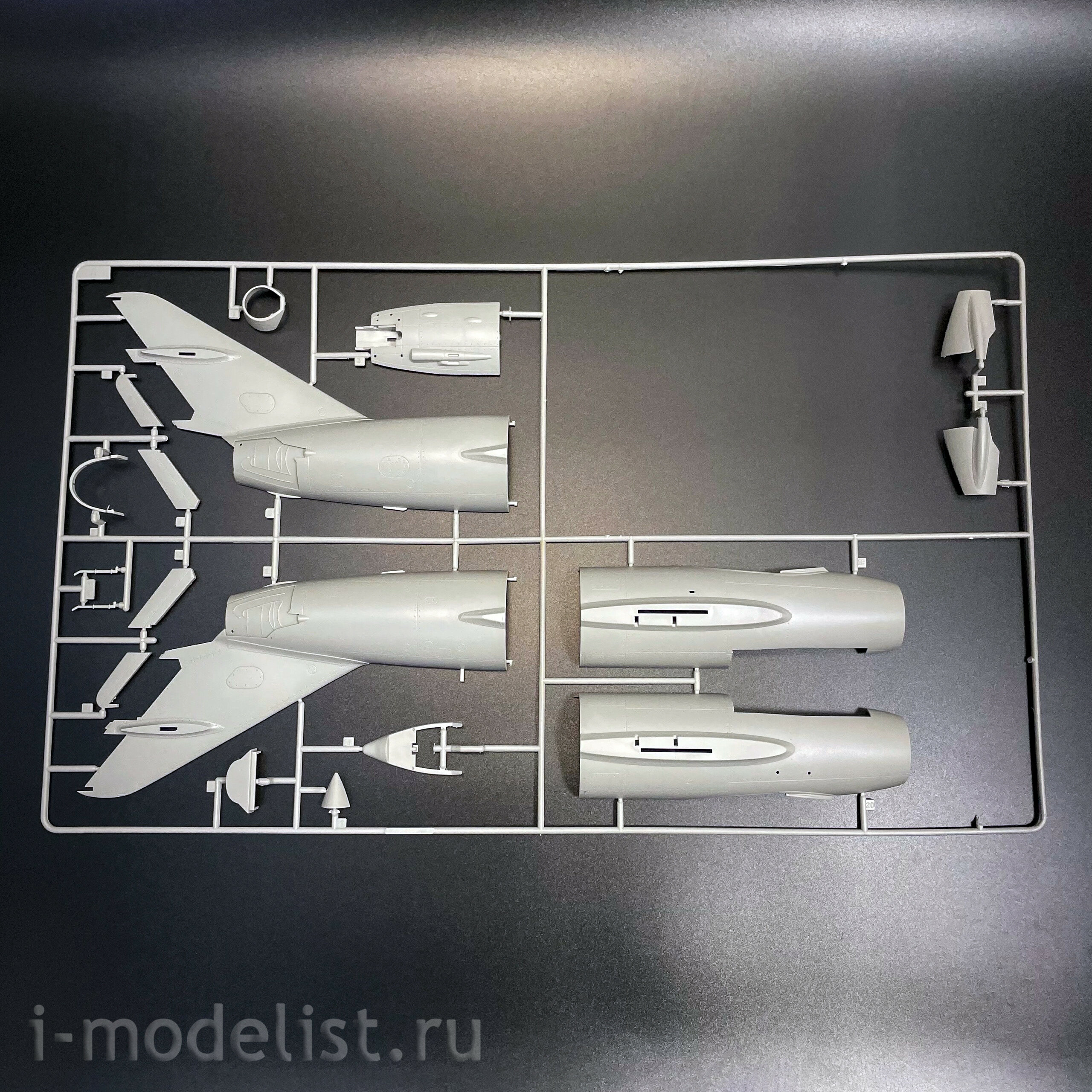 02205 Трубач 1/32 Реактивный истребитель М-17 Ф Fighter