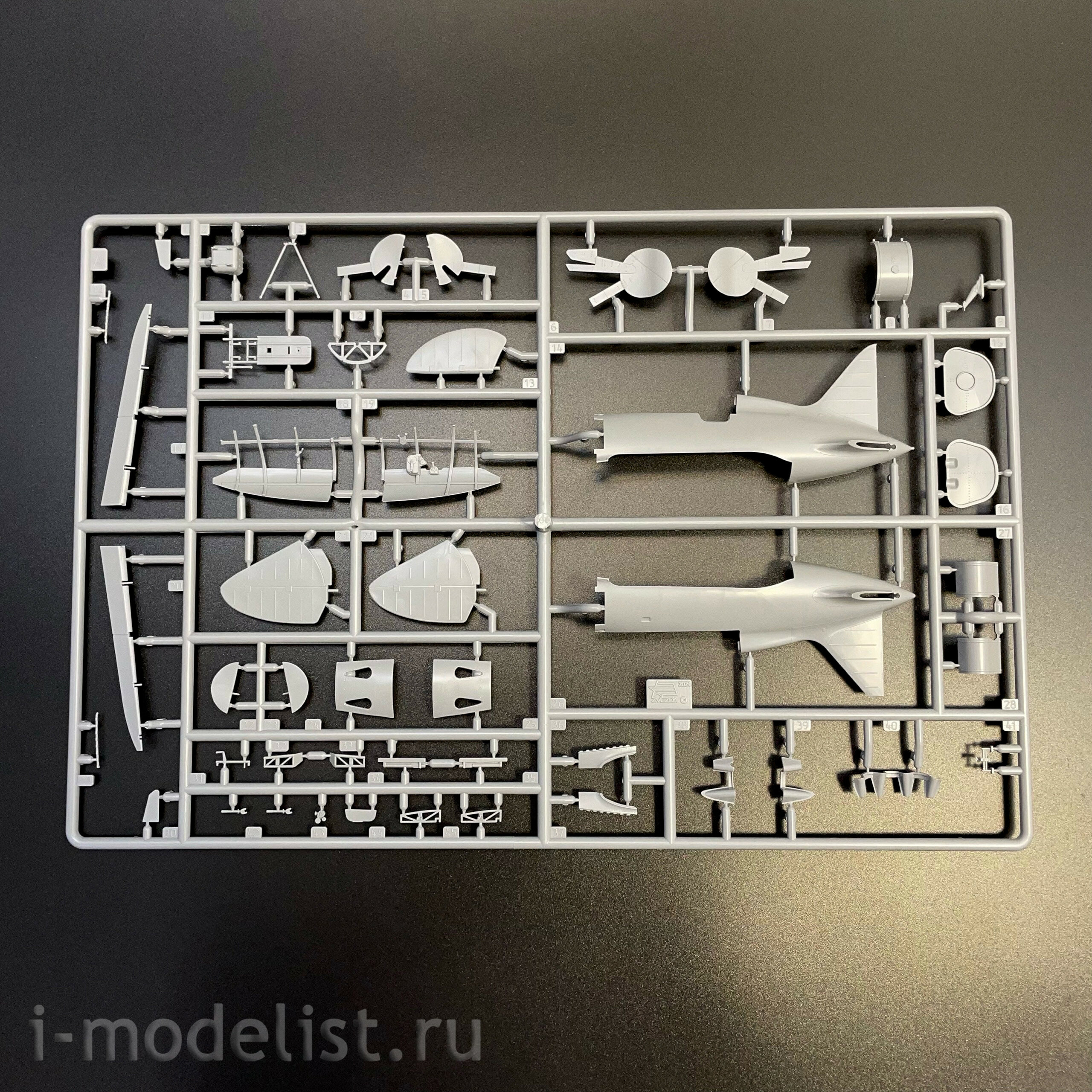 4832 Звезда 1/48 Советский истребитель тип 5 И-16