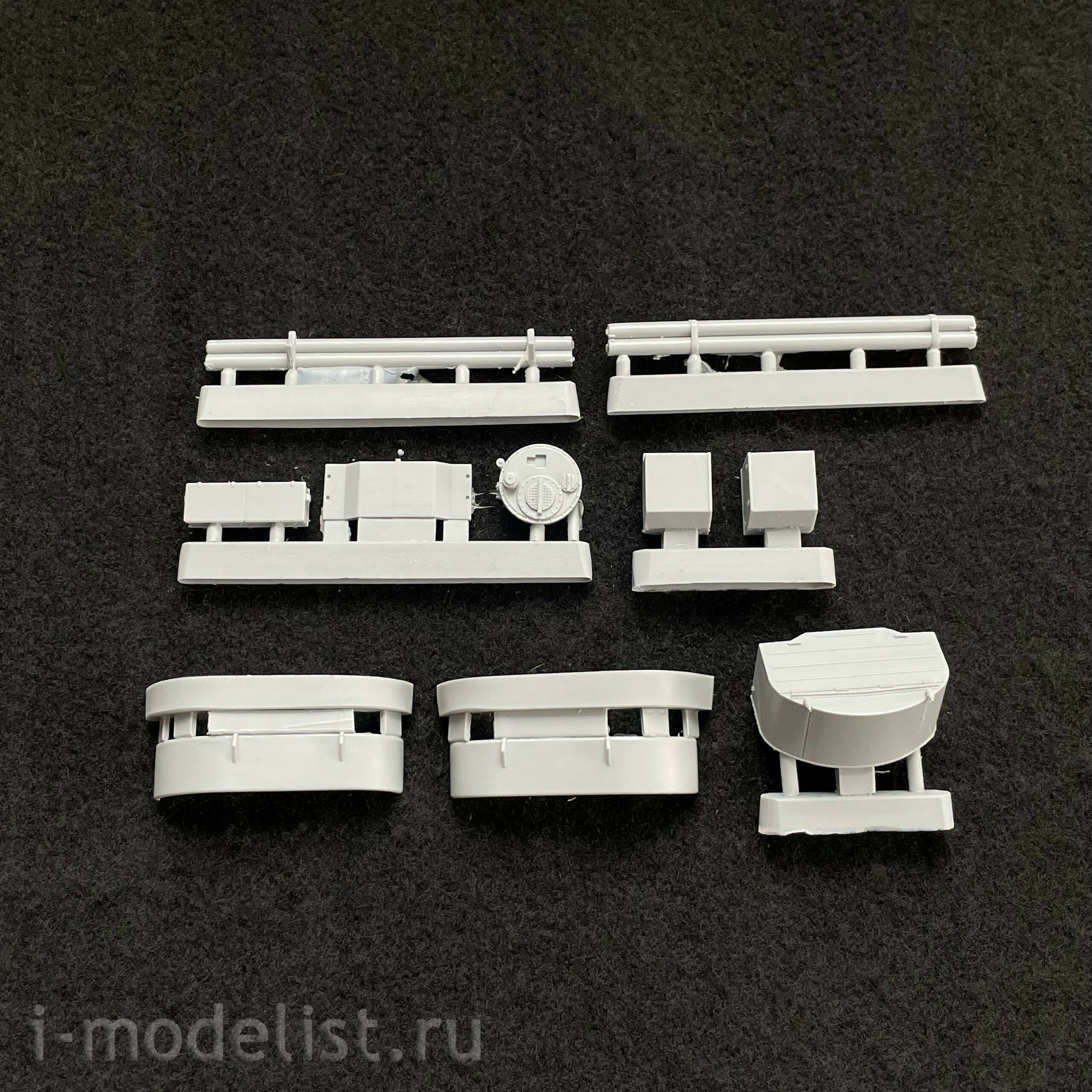 ASK72205 All Scale Kits (ASK) 1/72 ASK72205 1/72 Конверсионный набор топливозаправщика ТЗ-8-255Б для Кр@3-255Б от AVD